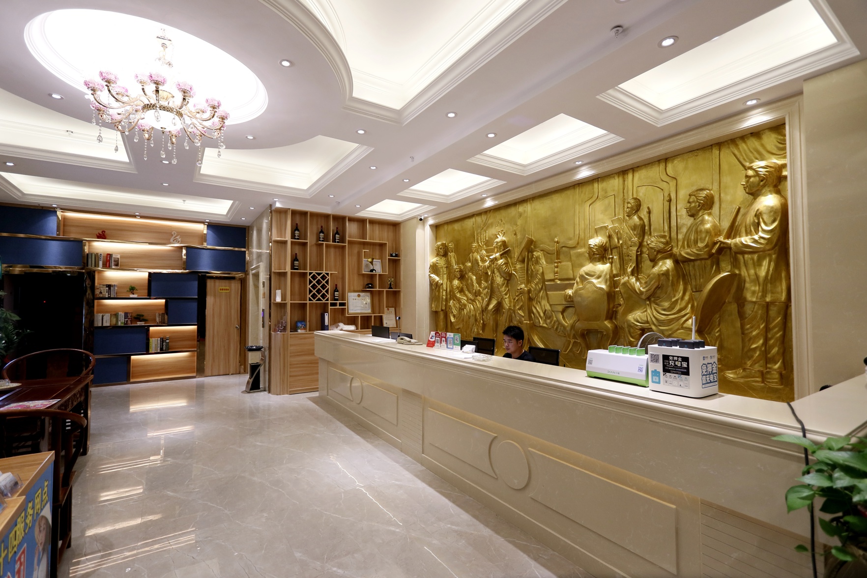 Bincheng Hotel (Dongxing National Gate Scenic Area Port) 2*