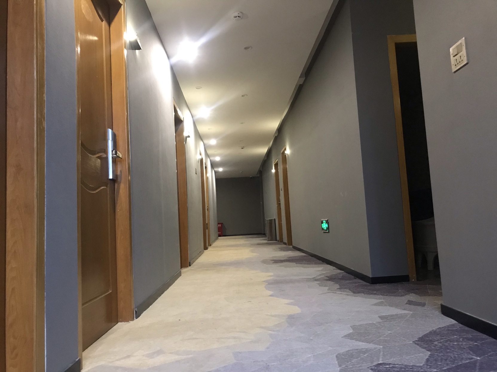 Leqing IKEA Hotel 2*