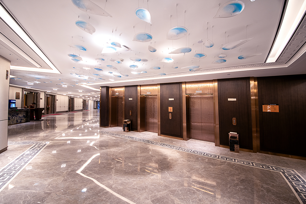 Evwa Platinum Hotel 5*