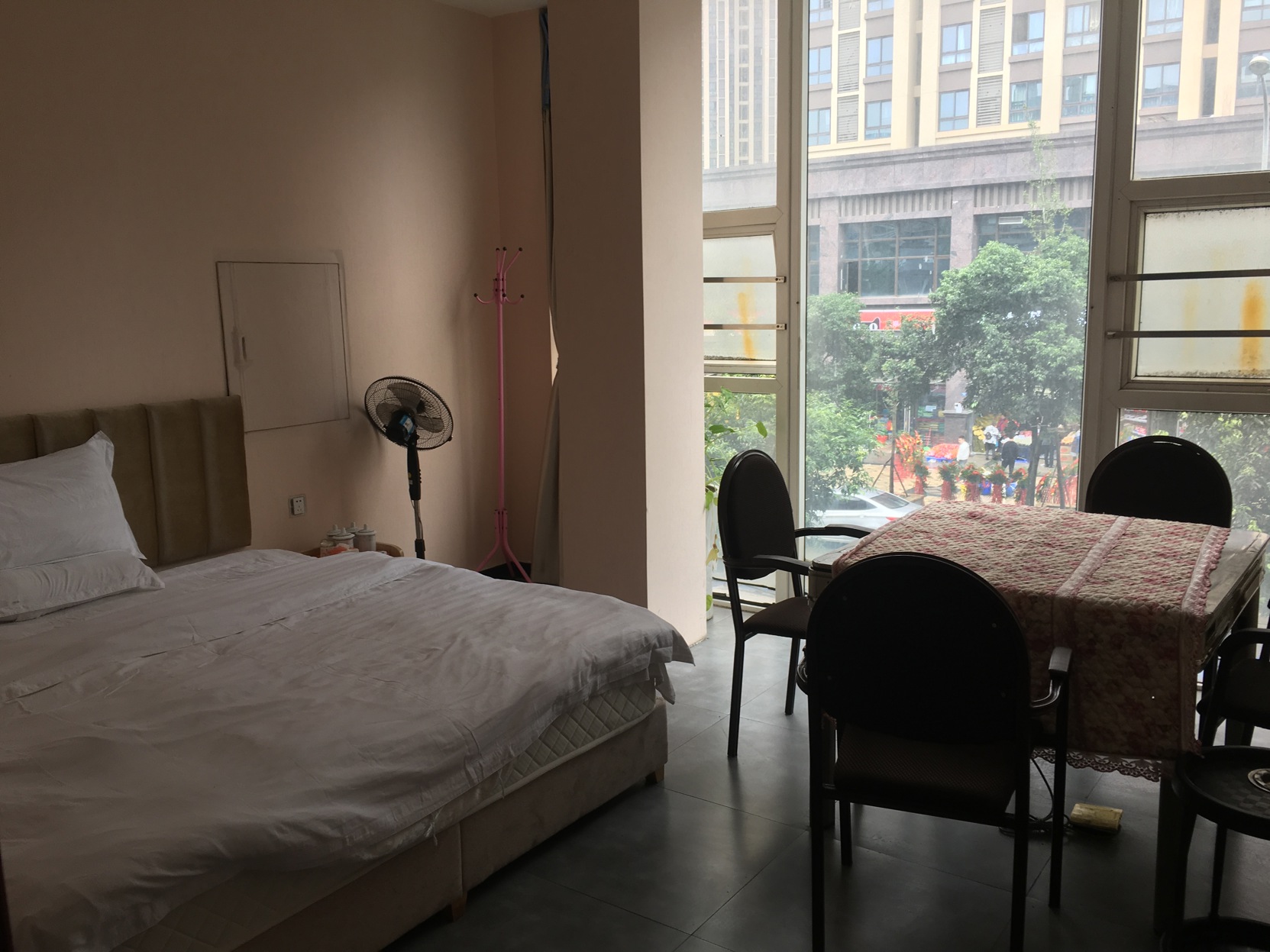 Chengdu is like a hotel 0*