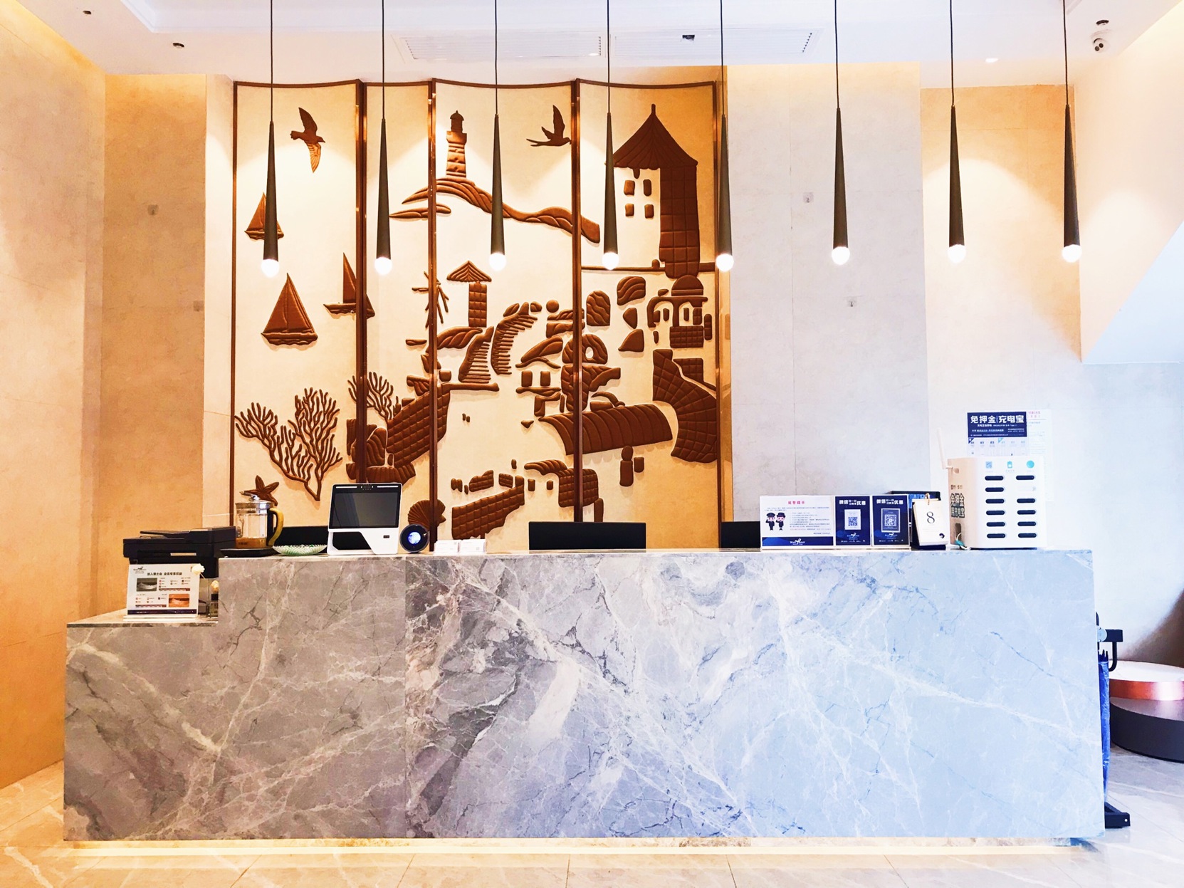 Yeste Hotel (Nanning Jinhu Square Metro Station) 3*