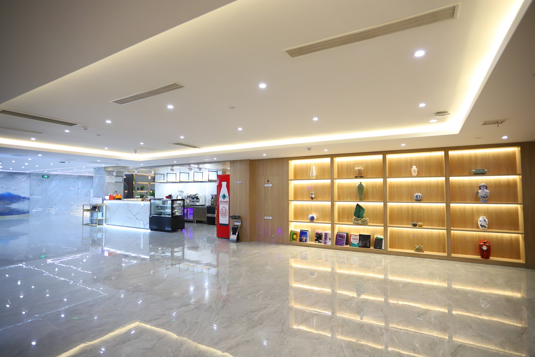 GtEL (Qingdao CBD Wanda Plaza Dunhua Road Metro Station) 3*