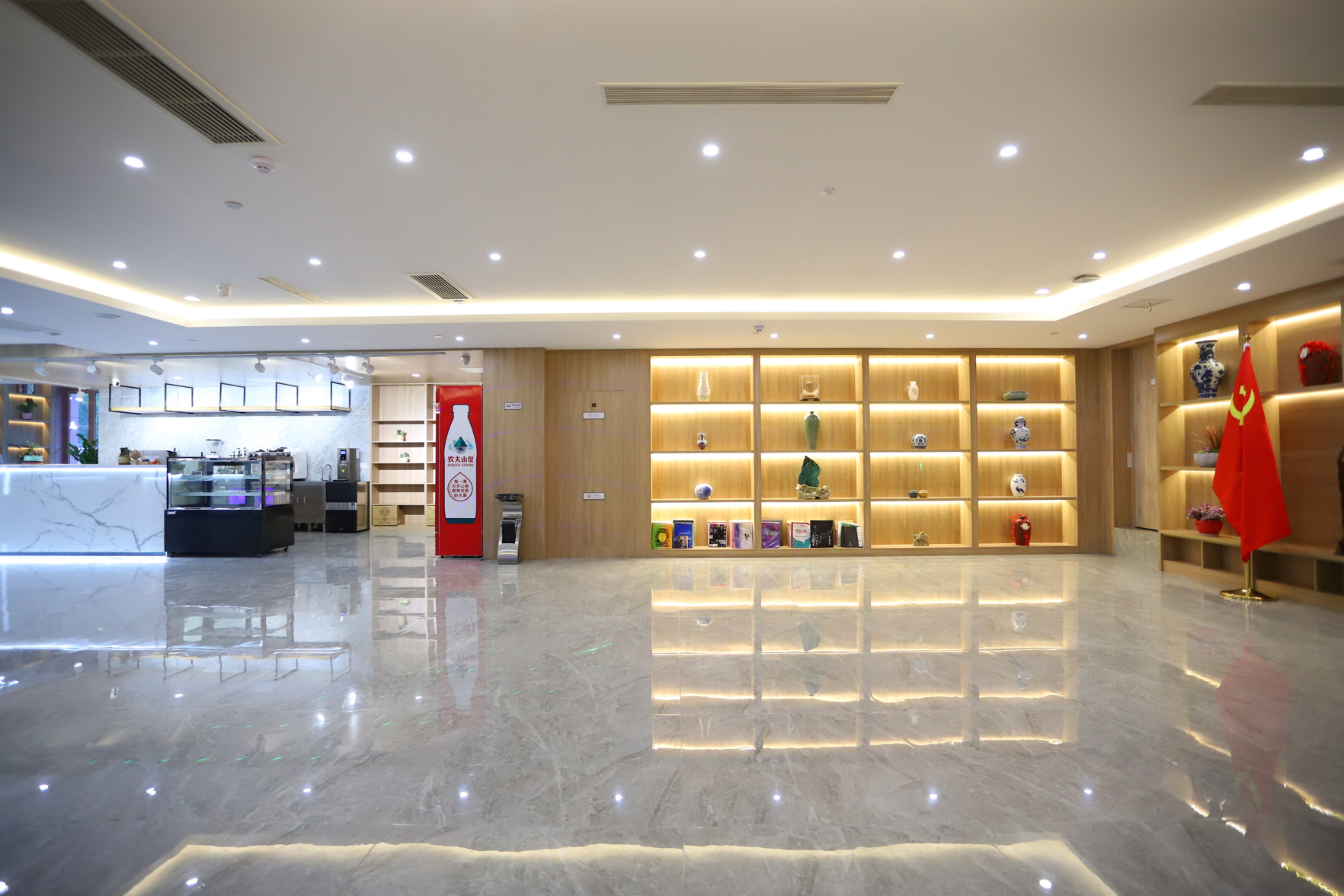 GtEL (Qingdao CBD Wanda Plaza Dunhua Road Metro Station) 3*