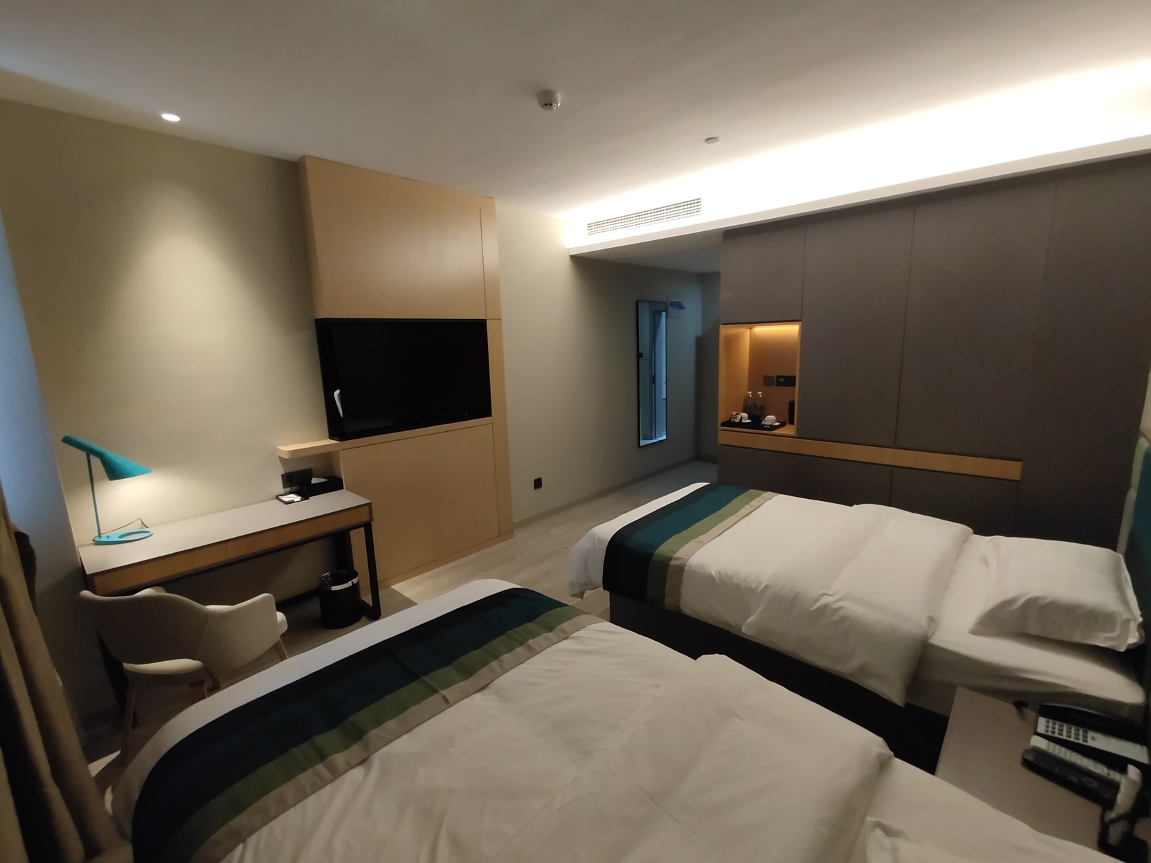 Homeinn Selected Hotel (Siyang Fanrong Middle Road RT-Mart) 3*