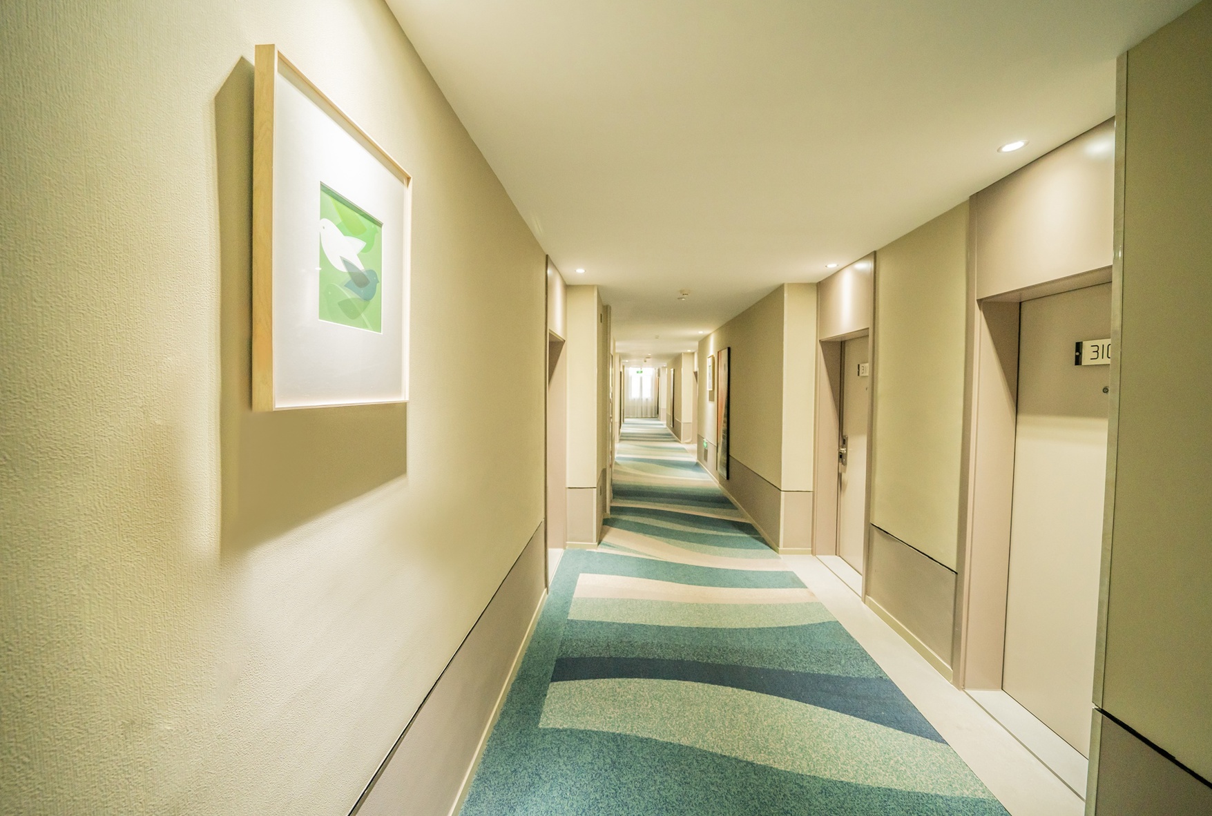 Homeinn Selected Hotel (Siyang Fanrong Middle Road RT-Mart) 3*
