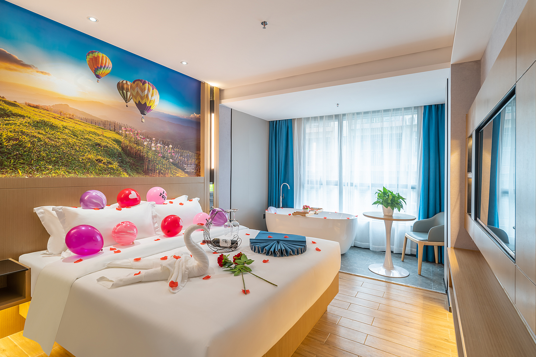 Ahao Garden Hotel (Huizhou Huiyang High Speed Railway Station Store) 3*