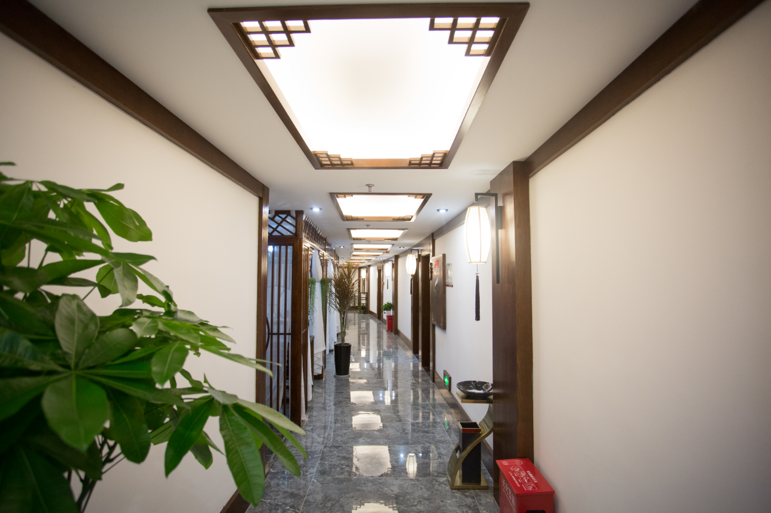 Aixinchao Theme New Chinese Hotel(Chunxi road store) 0*