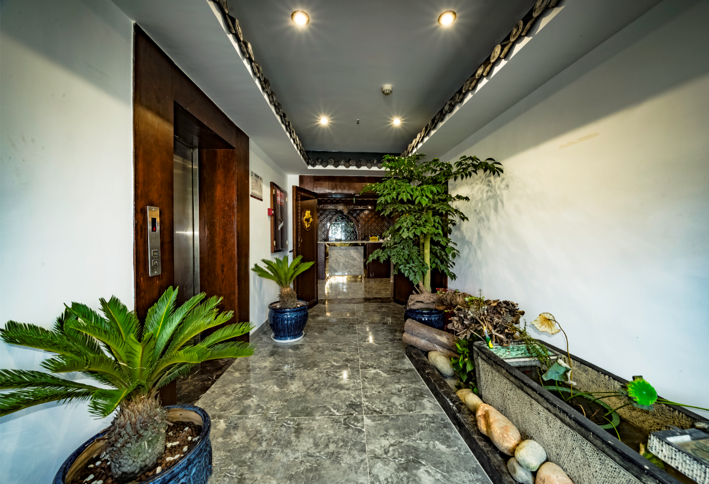 Aixinchao Theme New Chinese Hotel(Chunxi road store) 0*