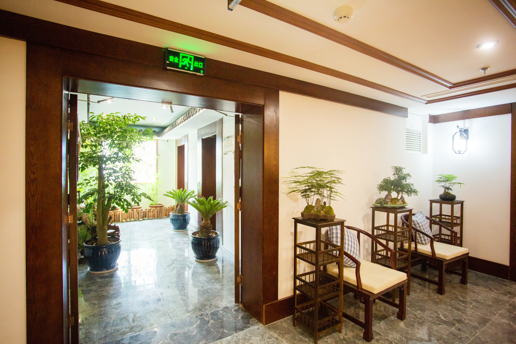 Aixinchao Theme New Chinese Hotel(Chunxi road store) 0*