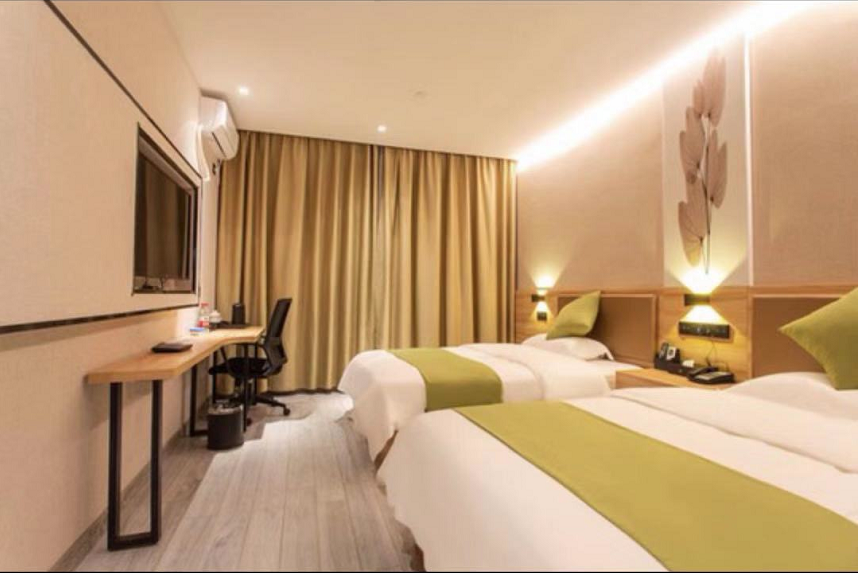 Yeste Meitu Hotel (Nanning Wuxiang Headquarters Base) 2*