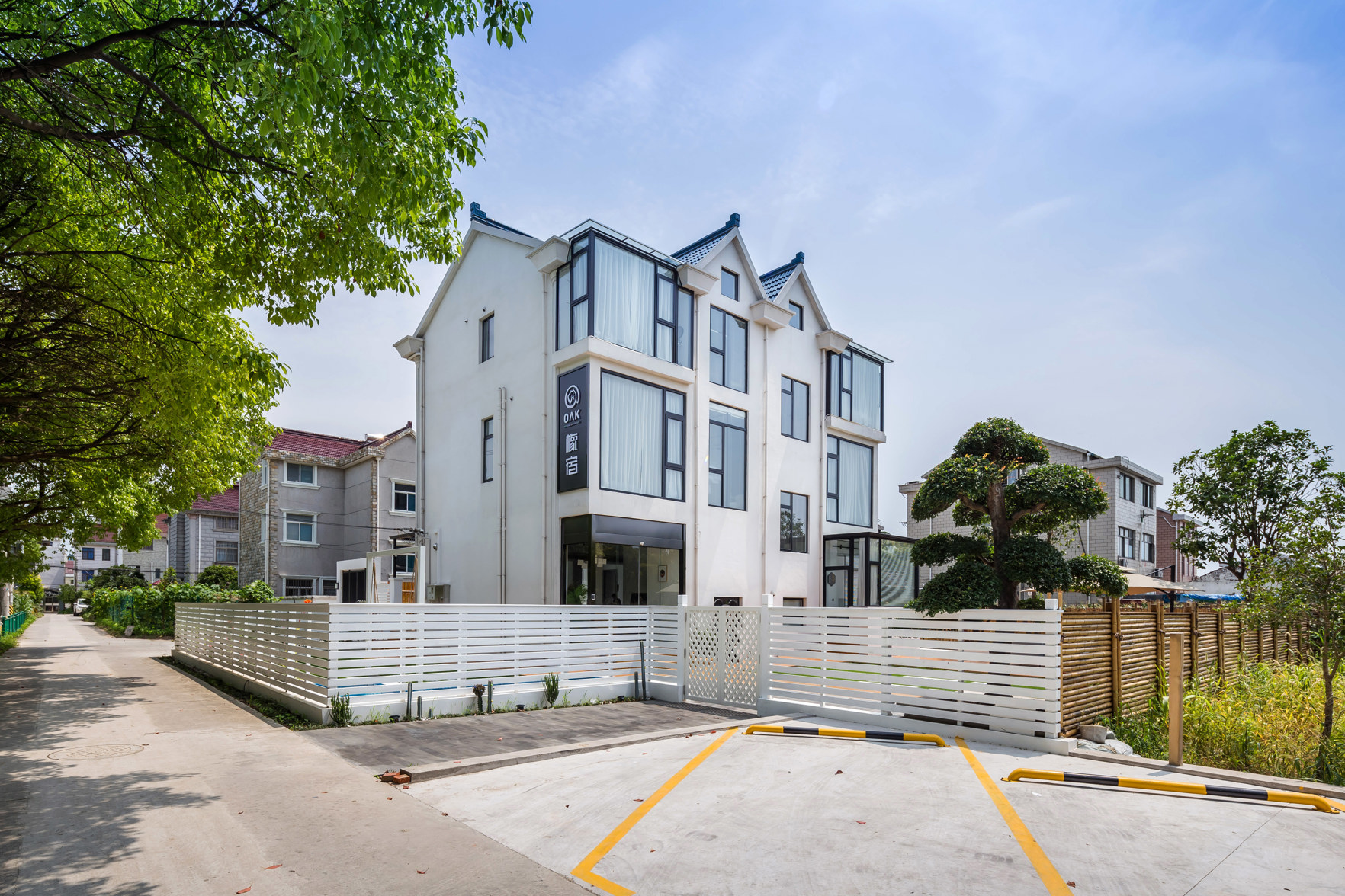 Shanghai Oak Su OAK·Parent-child Vacation·Pool Vacation Beauty Su 0*