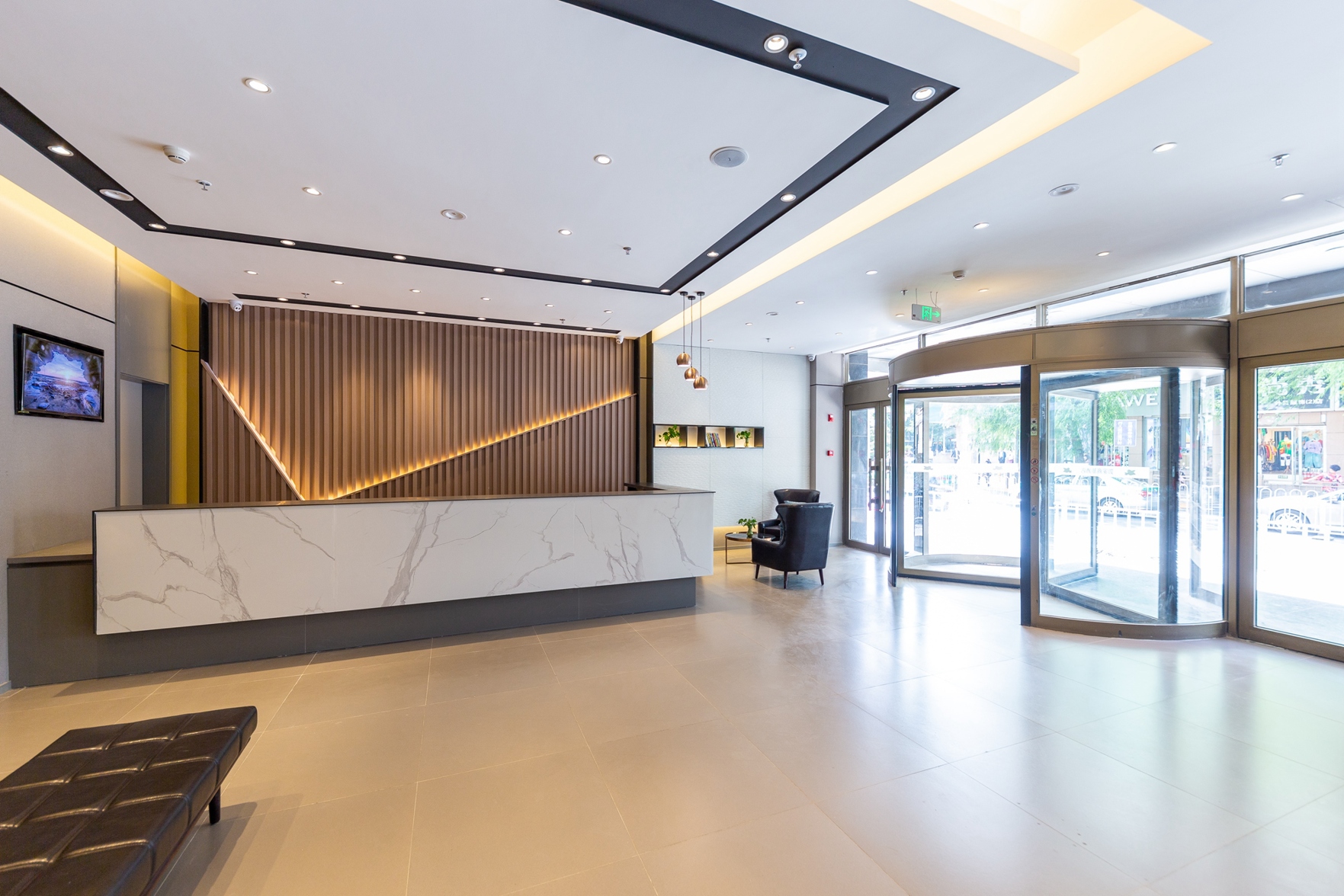 Homeinn Selected Hotel (Xining Daxin Street Night Market Mojia Street) 3*