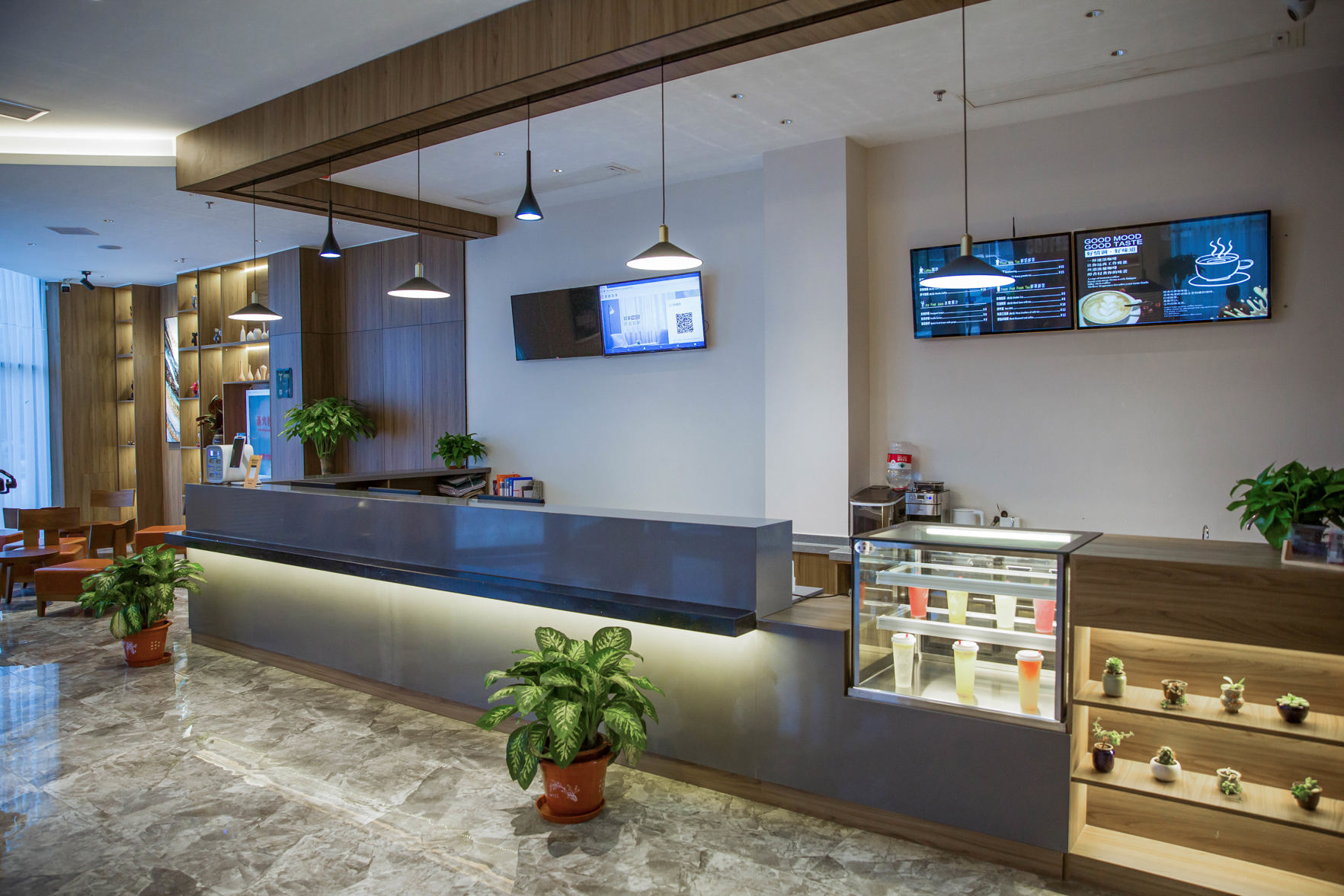 Home Inn UP Huayi Selected Hotel (Huanghua Zhongjie Branch) 3*