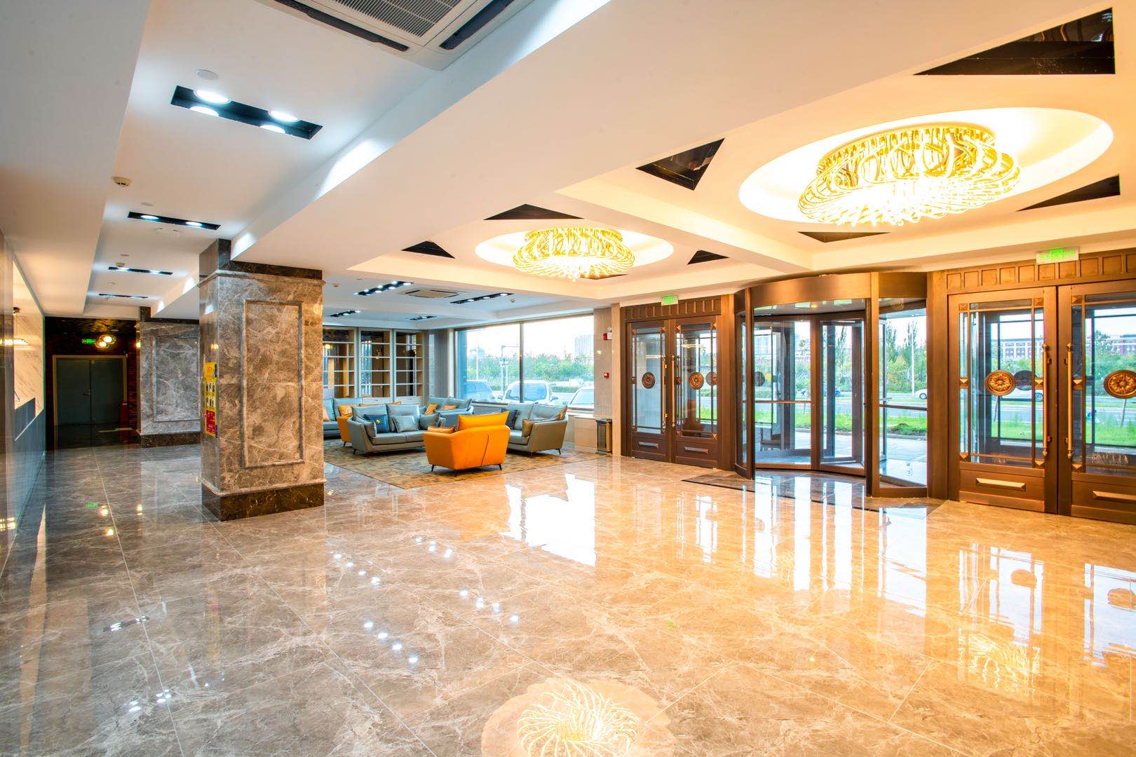 Holiday Inn Beihu No.1 2*
