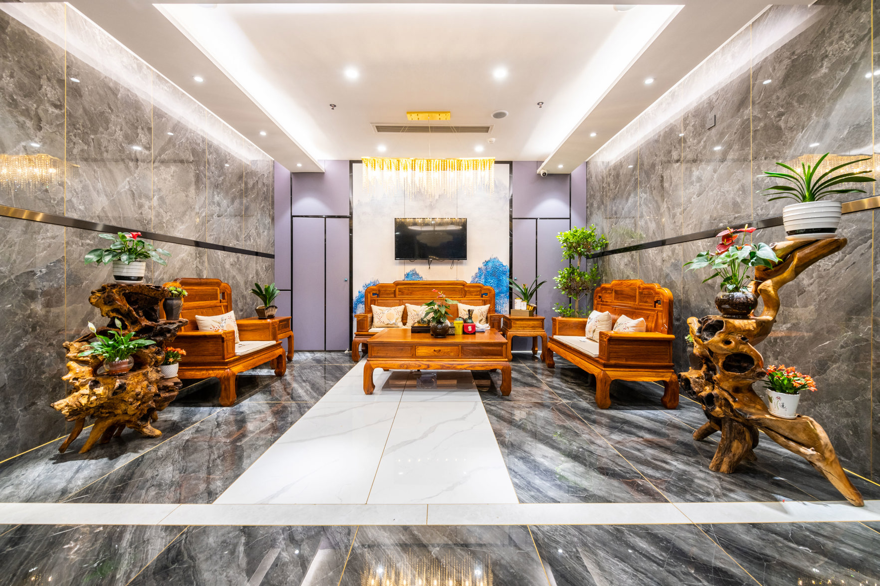 City Garden Hotel (Xifeng high speed railway station store) 2*