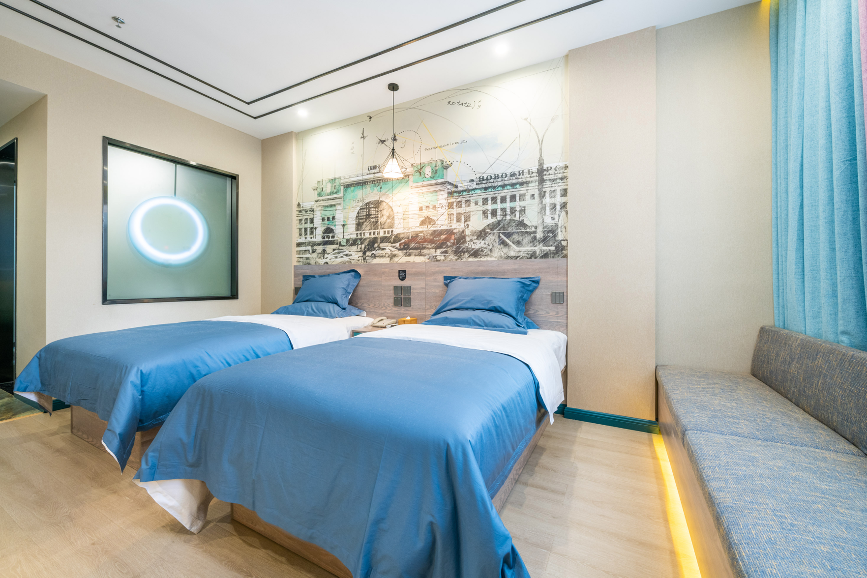 City Garden Hotel (Xifeng high speed railway station store) 2*