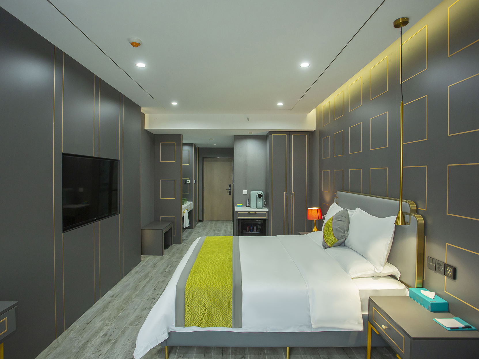 Zhuoxi Hotel 4*