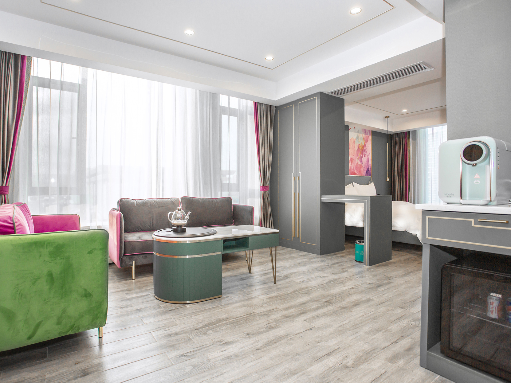 Zhuoxi Hotel 4*