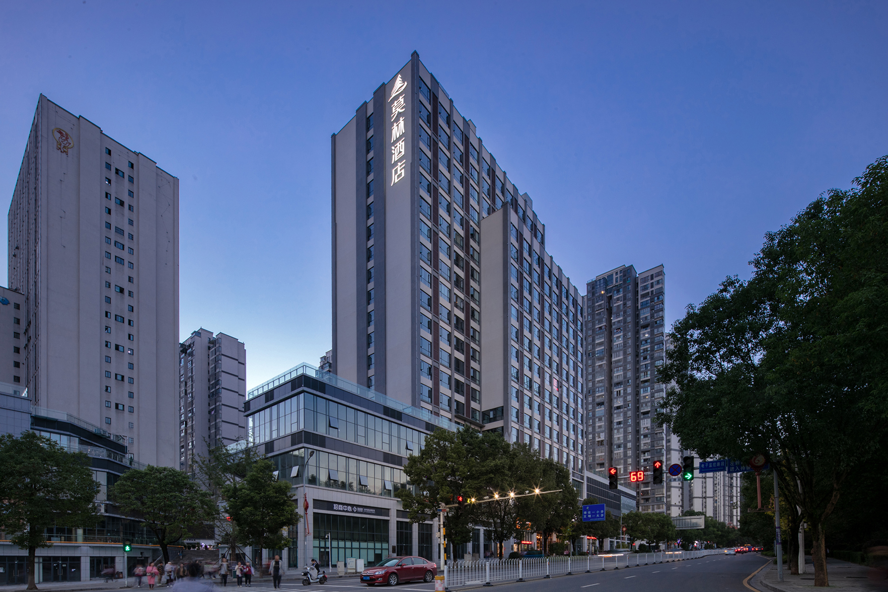 Morning Hotel (Jishou municipal government store) 3*