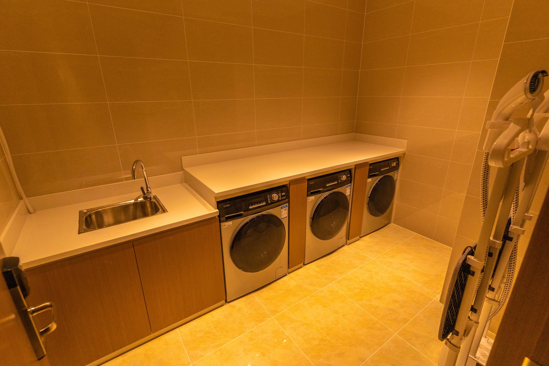 Giri Hotel 3*