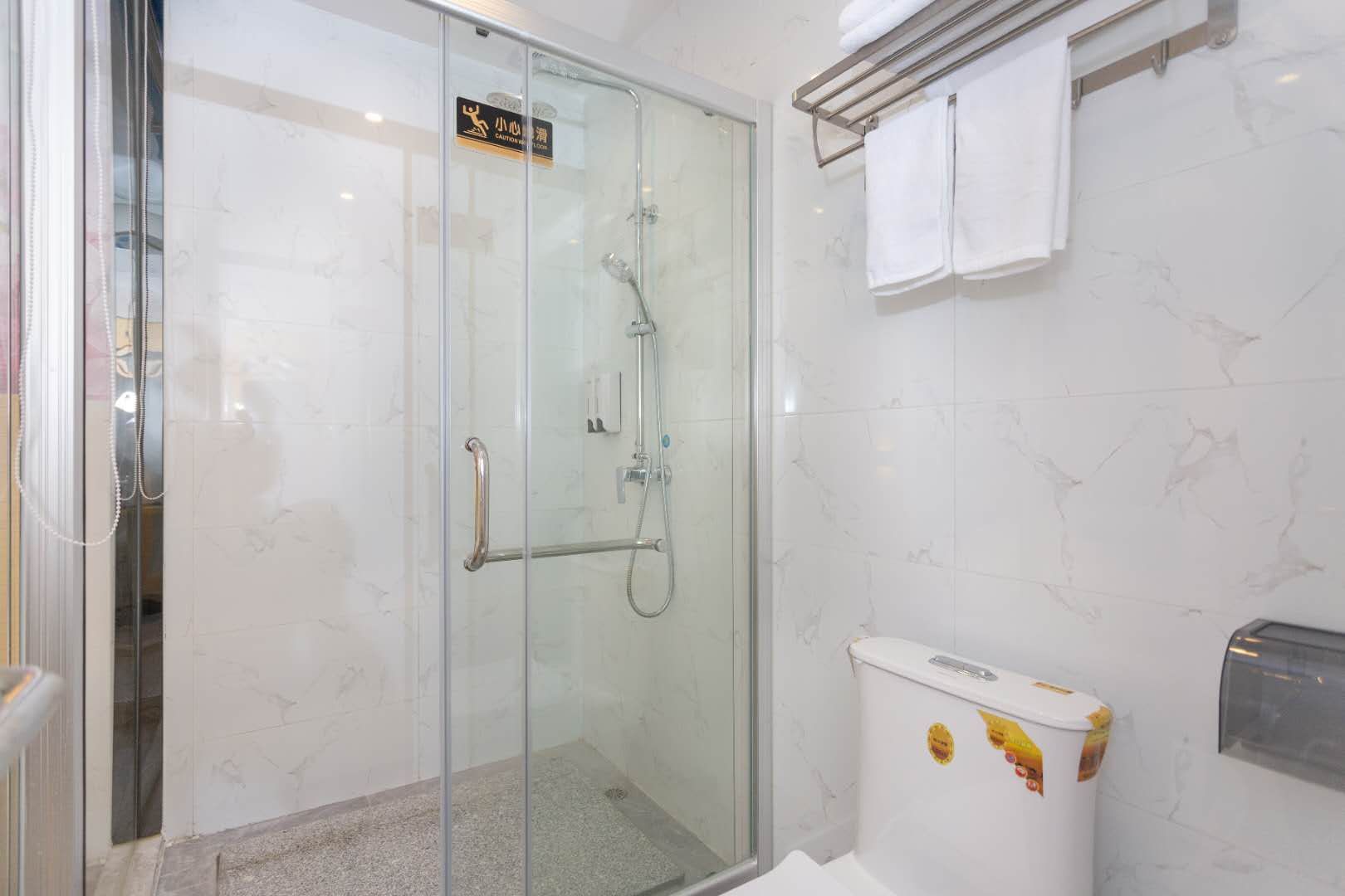 Xinbei Hotel (Shenzhen Luohu Shuibei International Jewelry City Store) 2*