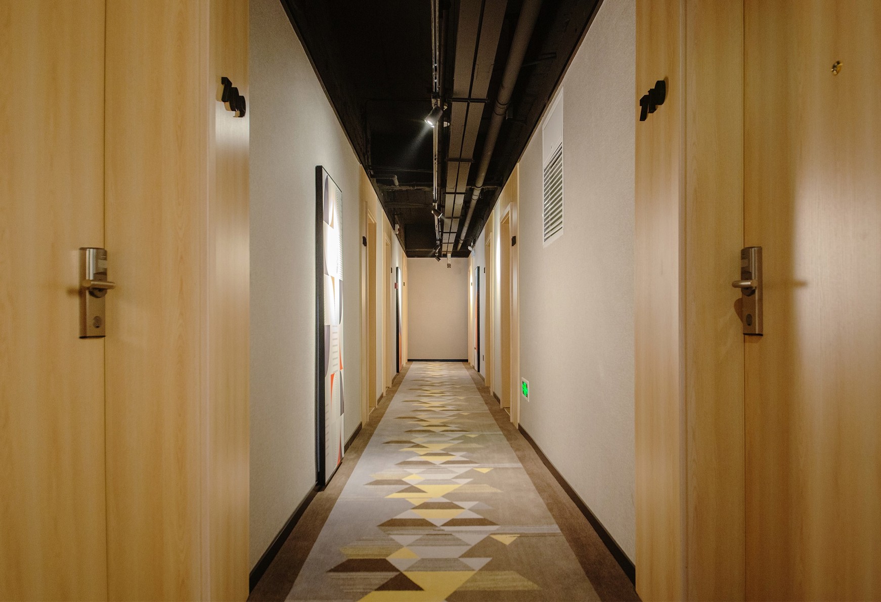 Fengting Hotel (Nanjing Jiangning Hospital Hushan Road Branch Wan'an East Road) 3*
