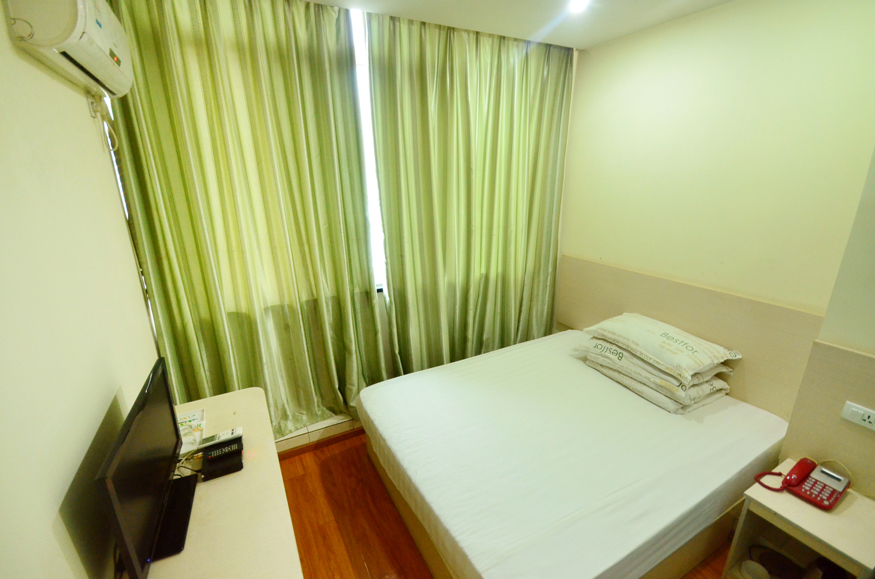 99inn Selected Hotel (Wuchang Railway Station Zhongnan University of Economics and Law) 2*