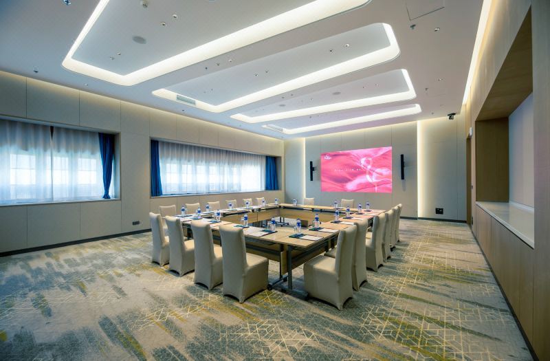 Flamingo Harbour Hotel 4*