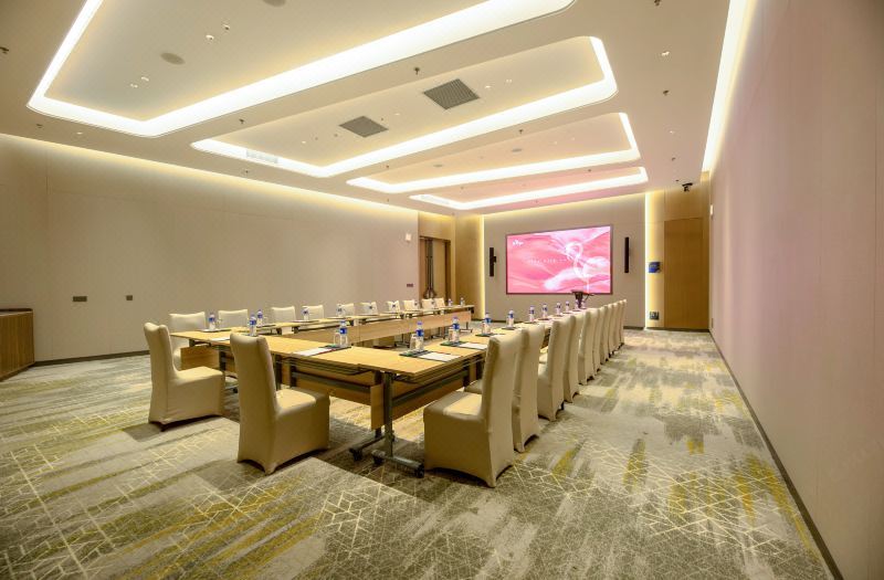 Flamingo Harbour Hotel 4*