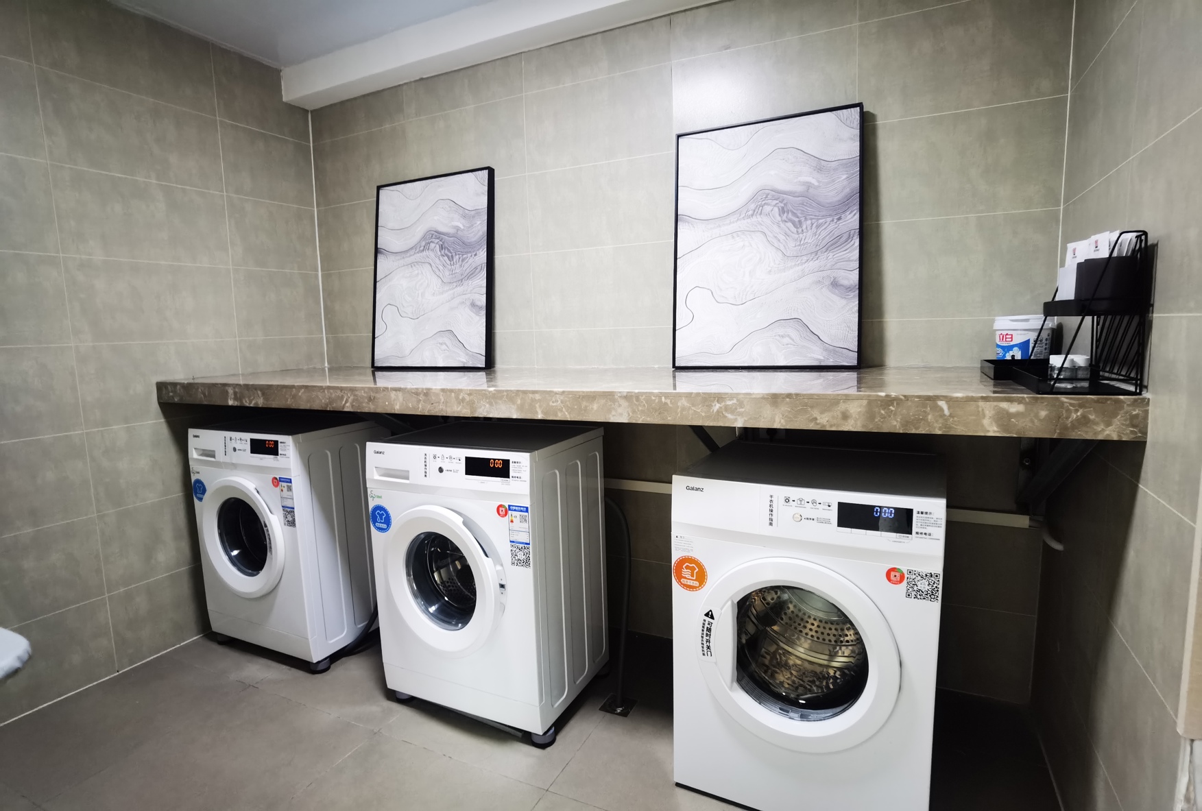 Homeinn · neo (Dongxing Port) 2*