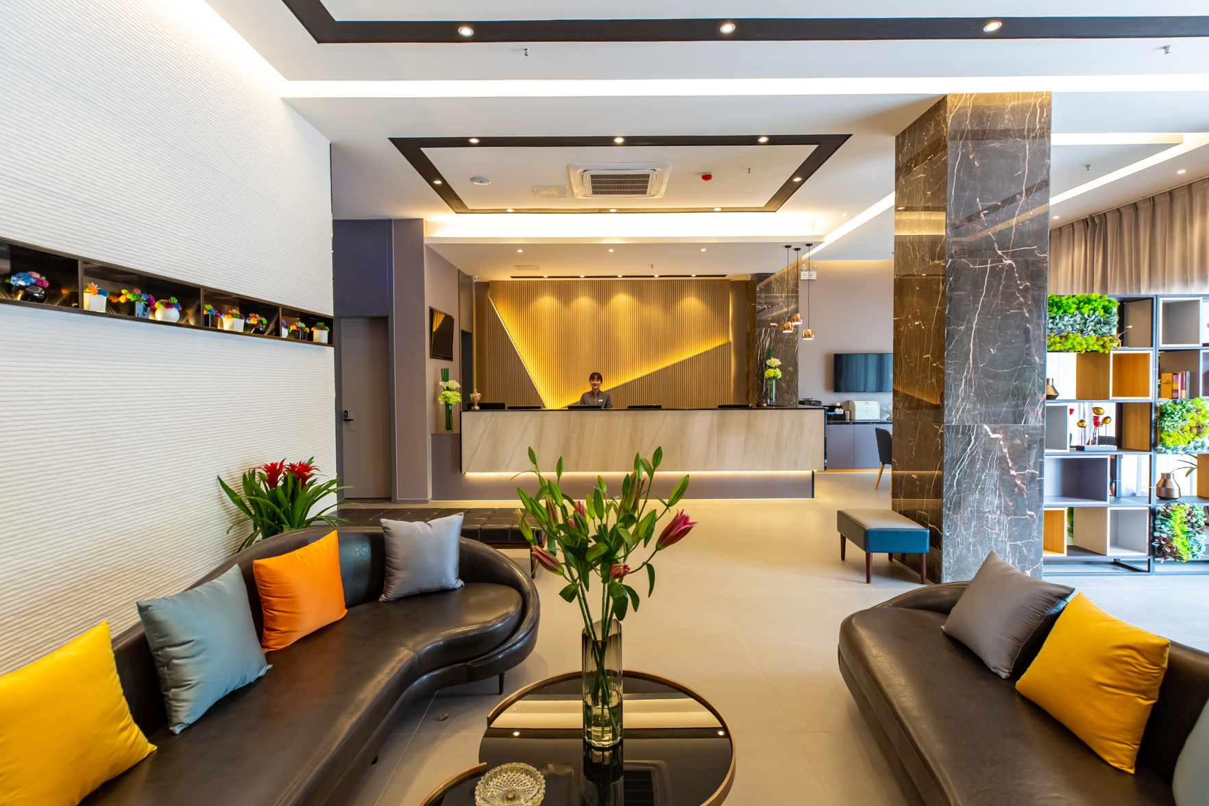 Homeinn Selected Hotel (Kunming New Luosiwan South Passenger Station) 3*