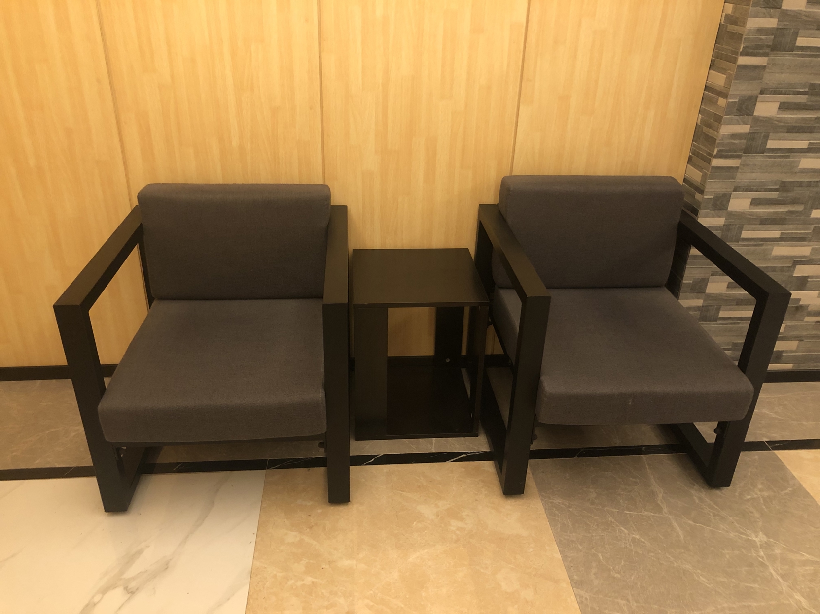 Qianjing Hotel (Xianhu Store, Nanning) 2*