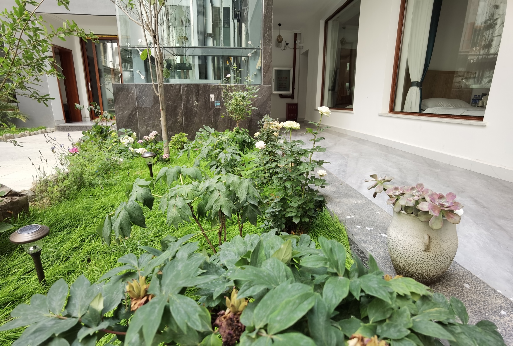 Dali Yuxuan Inn 2*