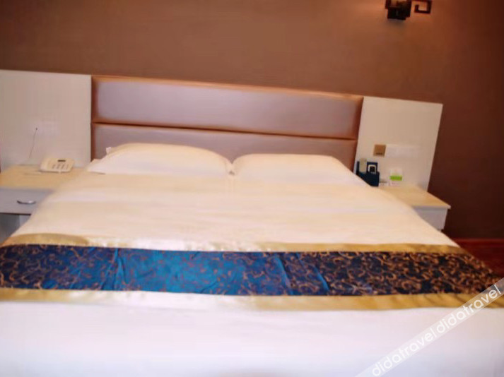 Jiaxi Hotel 2*