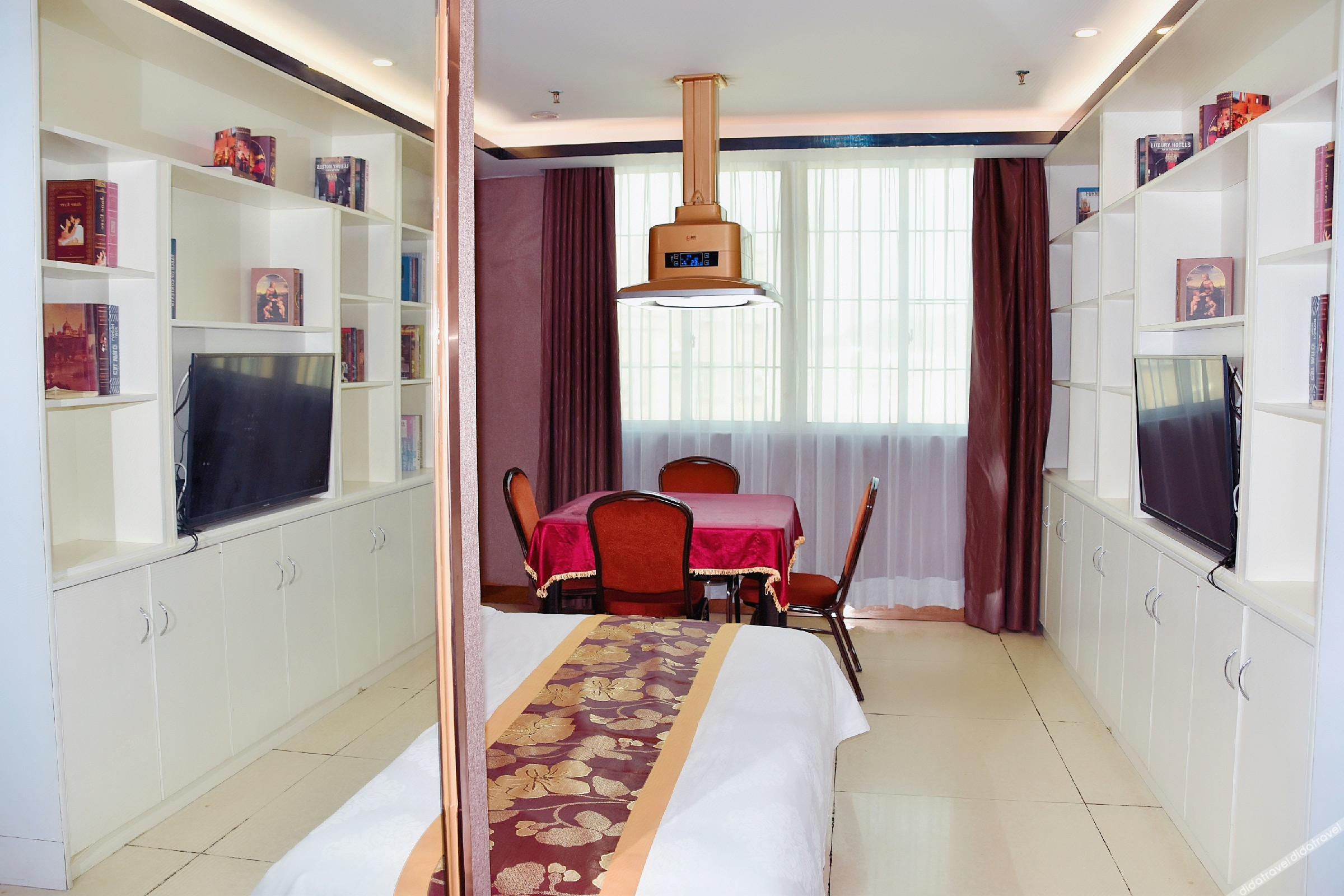 Jiaxi Hotel 2*