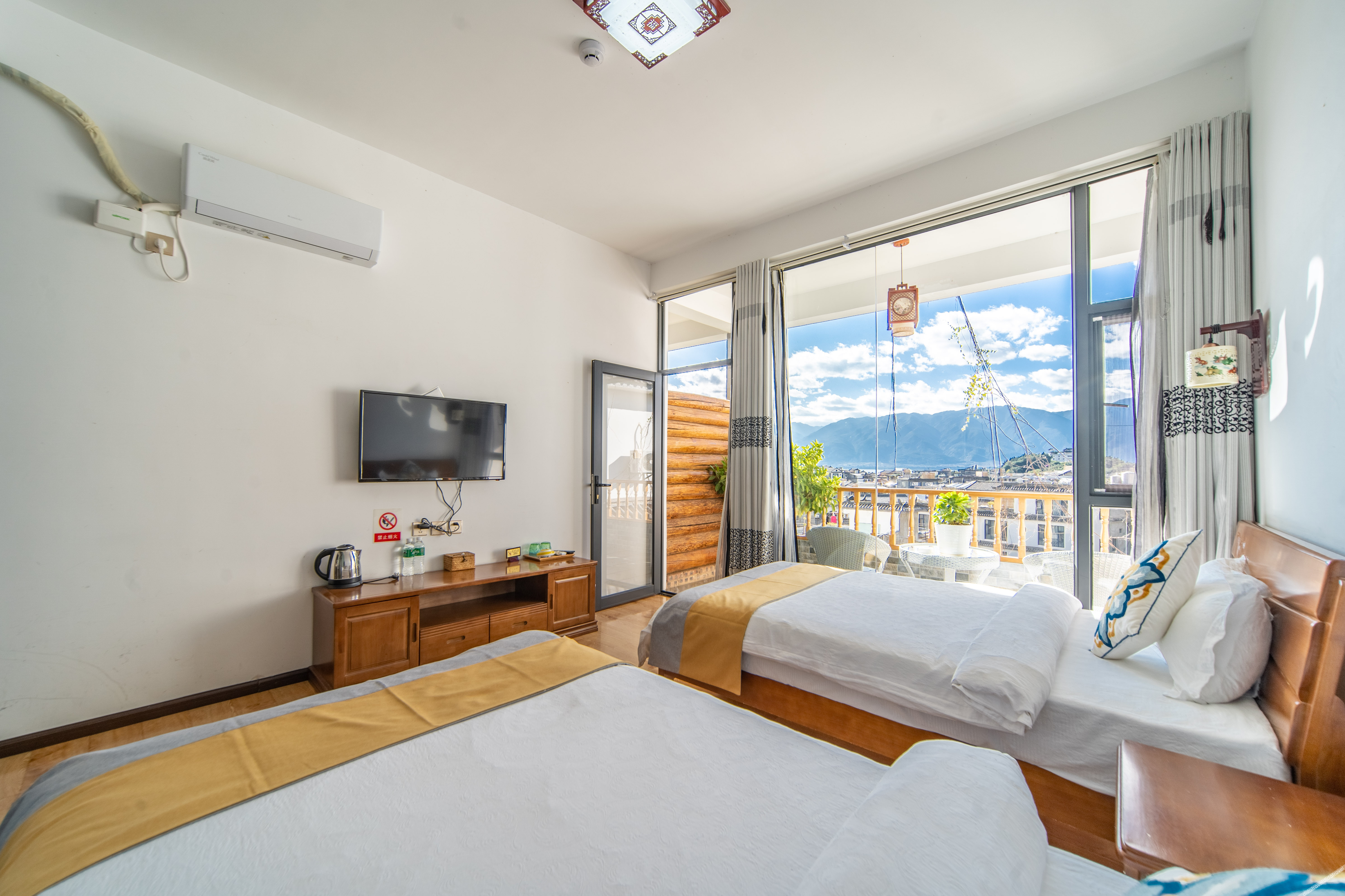 Yunqi Xiaozhu Inn 2*