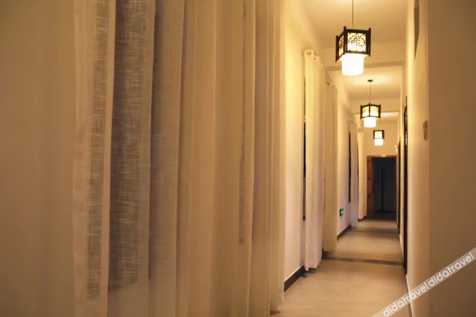 Yunqi Xiaozhu Inn 2*