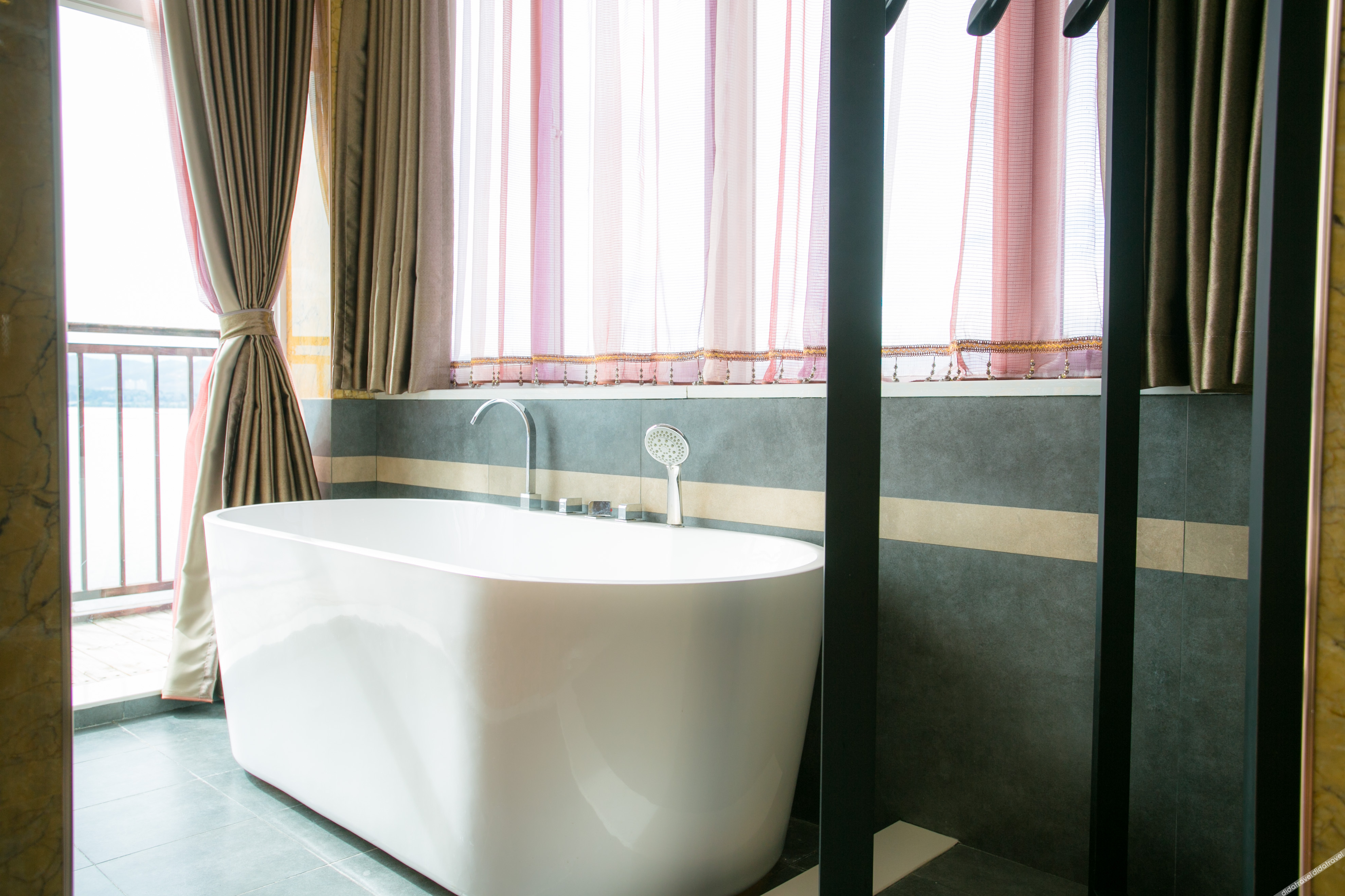 Bo'an Lakeview Inn 3*