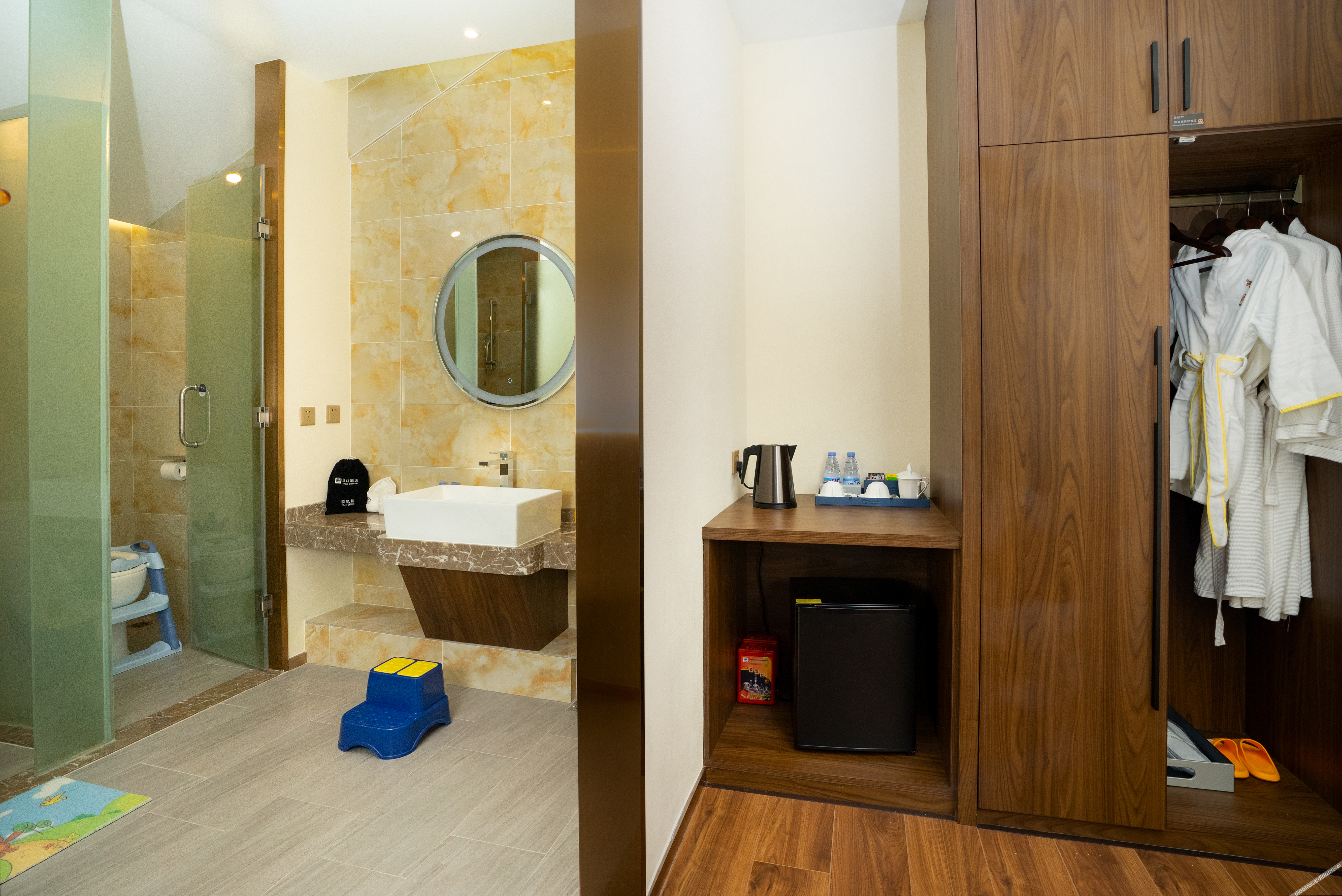 ARGO HOTEL 4*