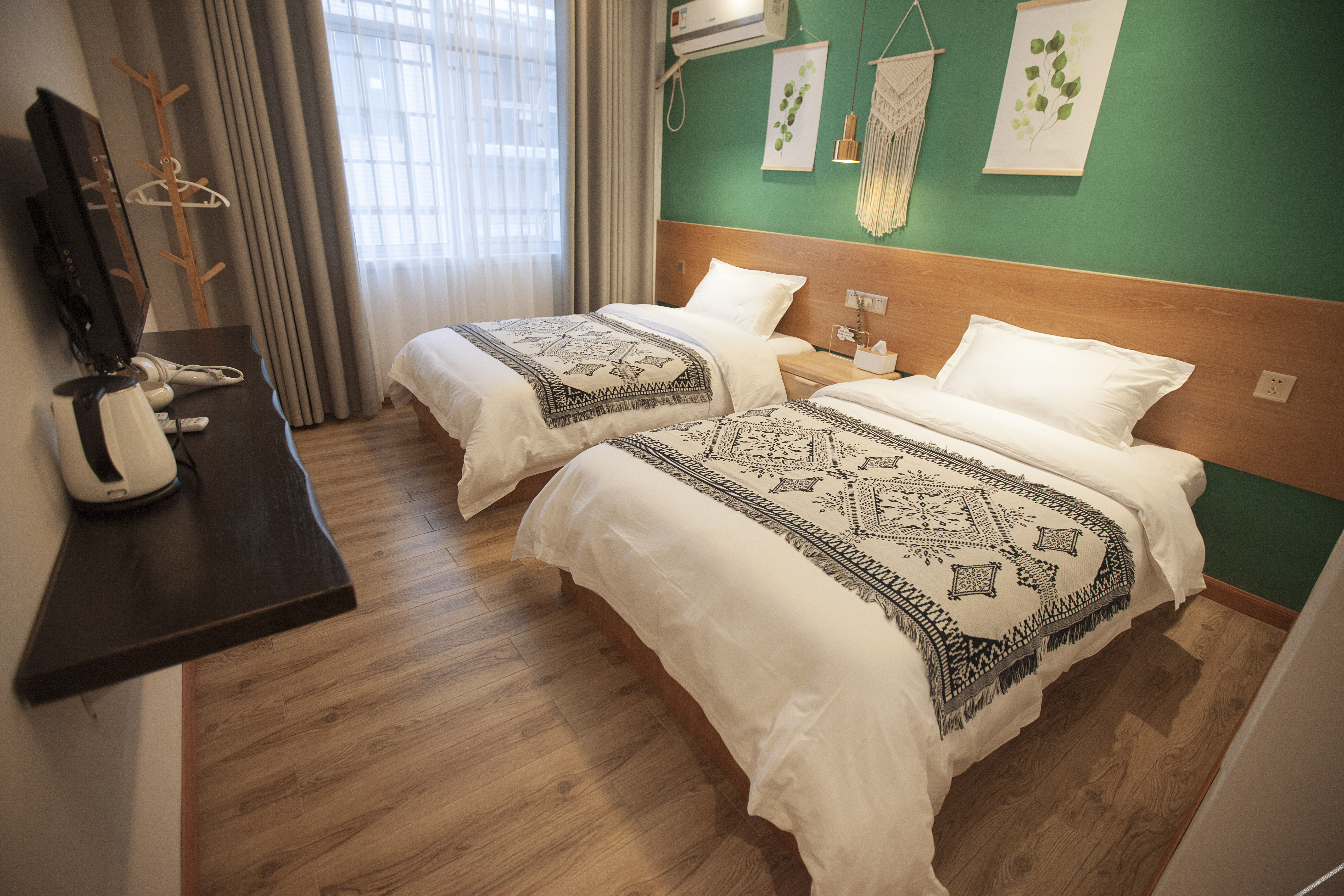 Pick Wood Hostel 2*