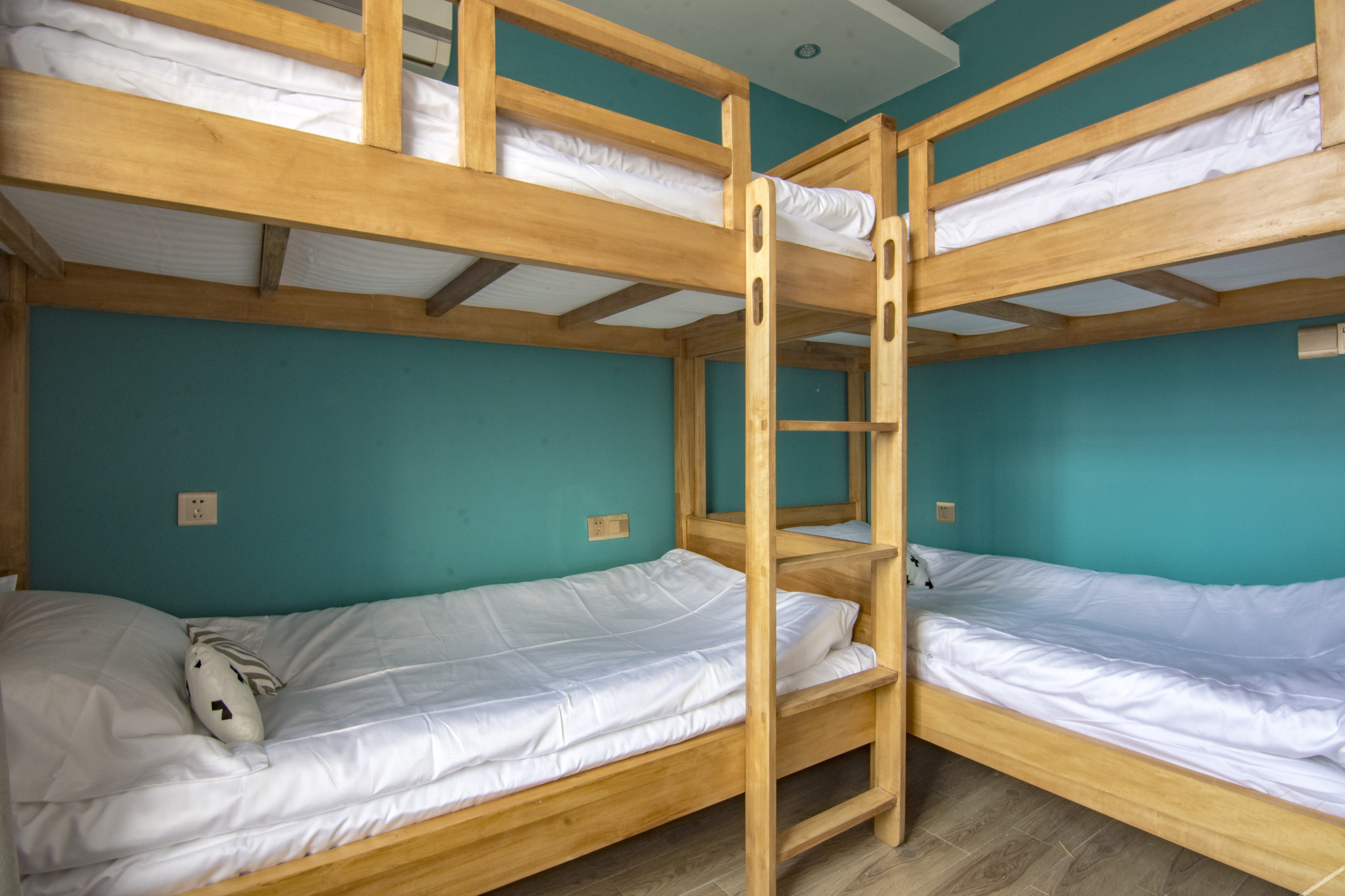 Pick Wood Hostel 2*