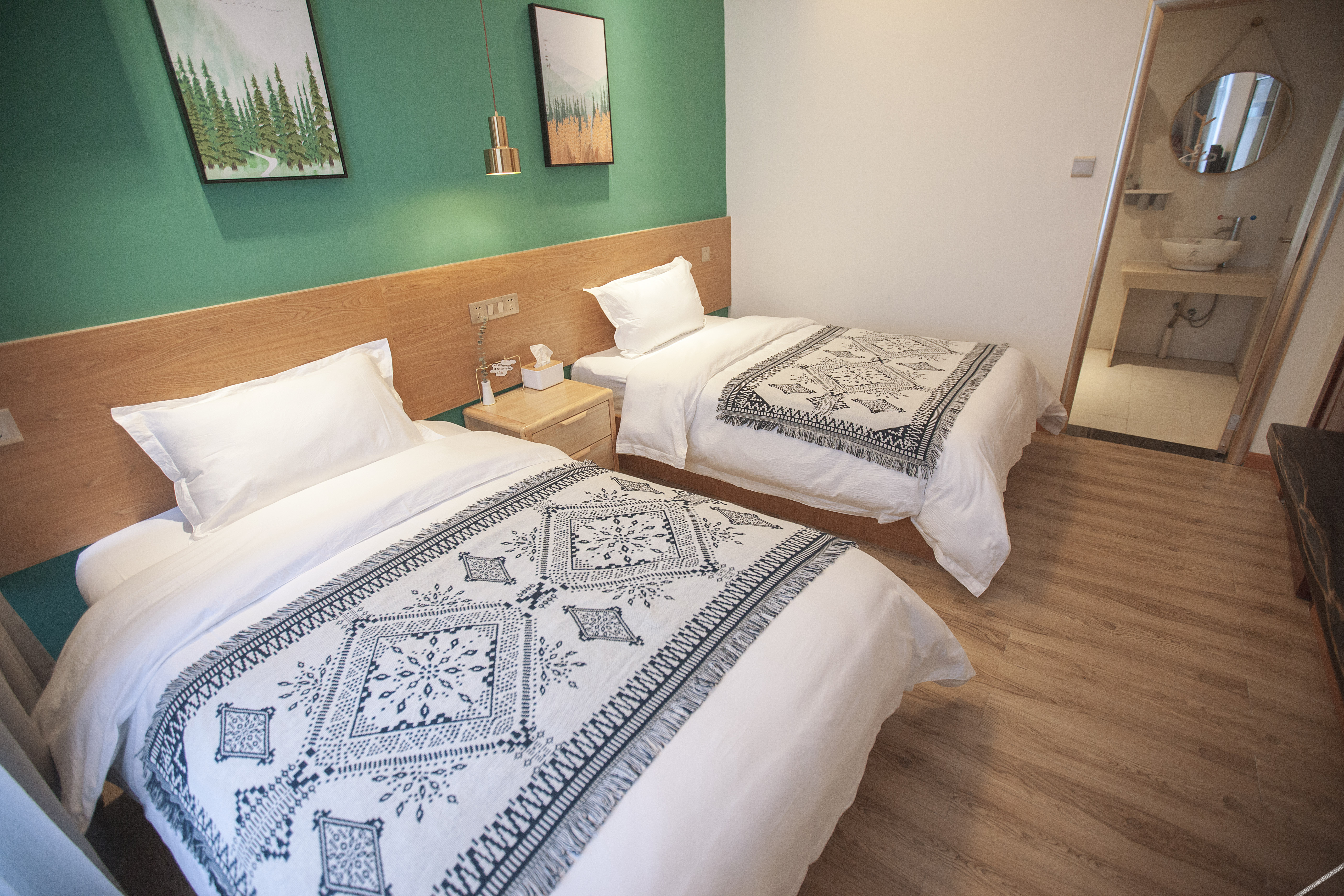 Pick Wood Hostel 2*