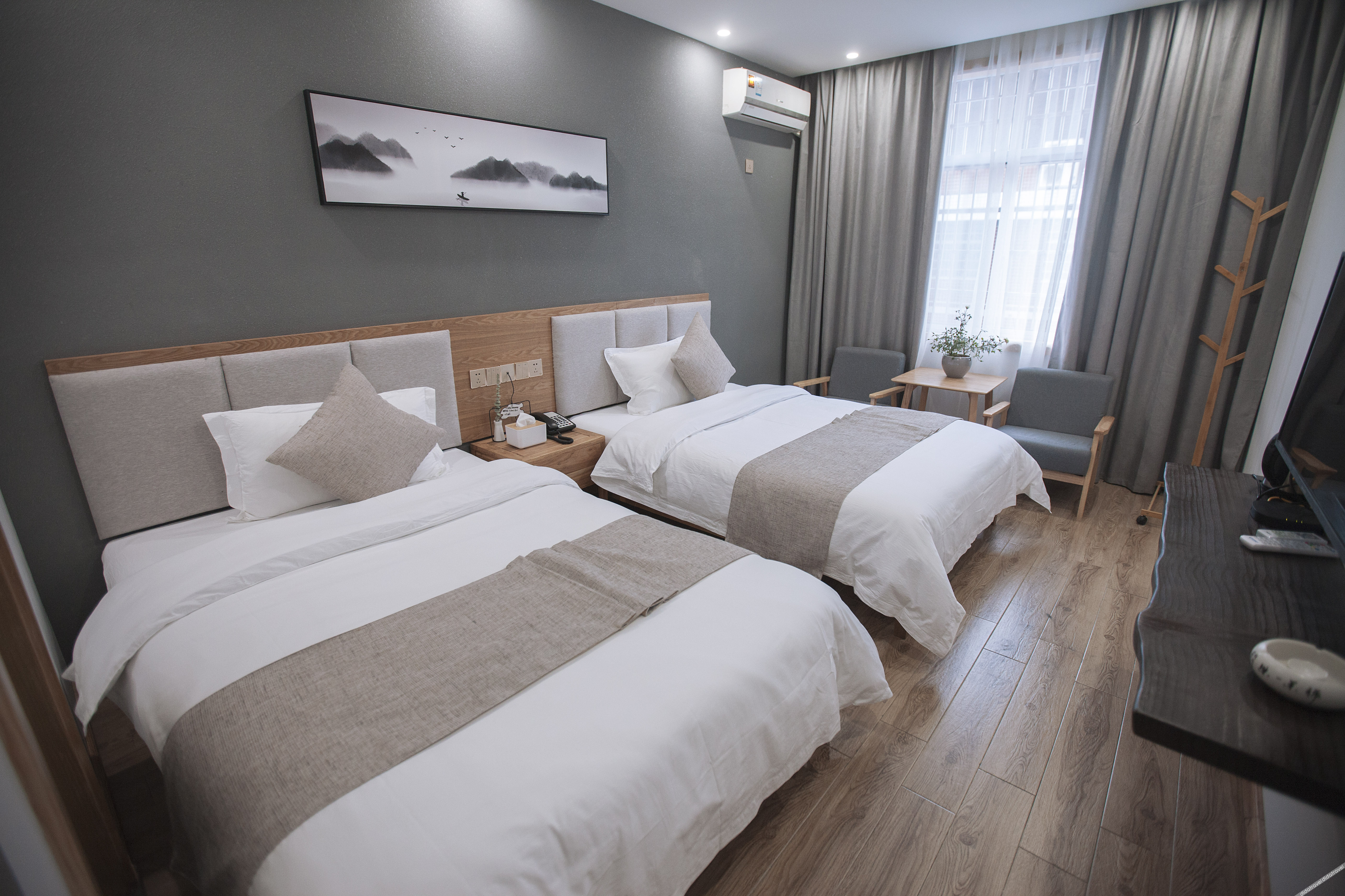 Pick Wood Hostel 2*