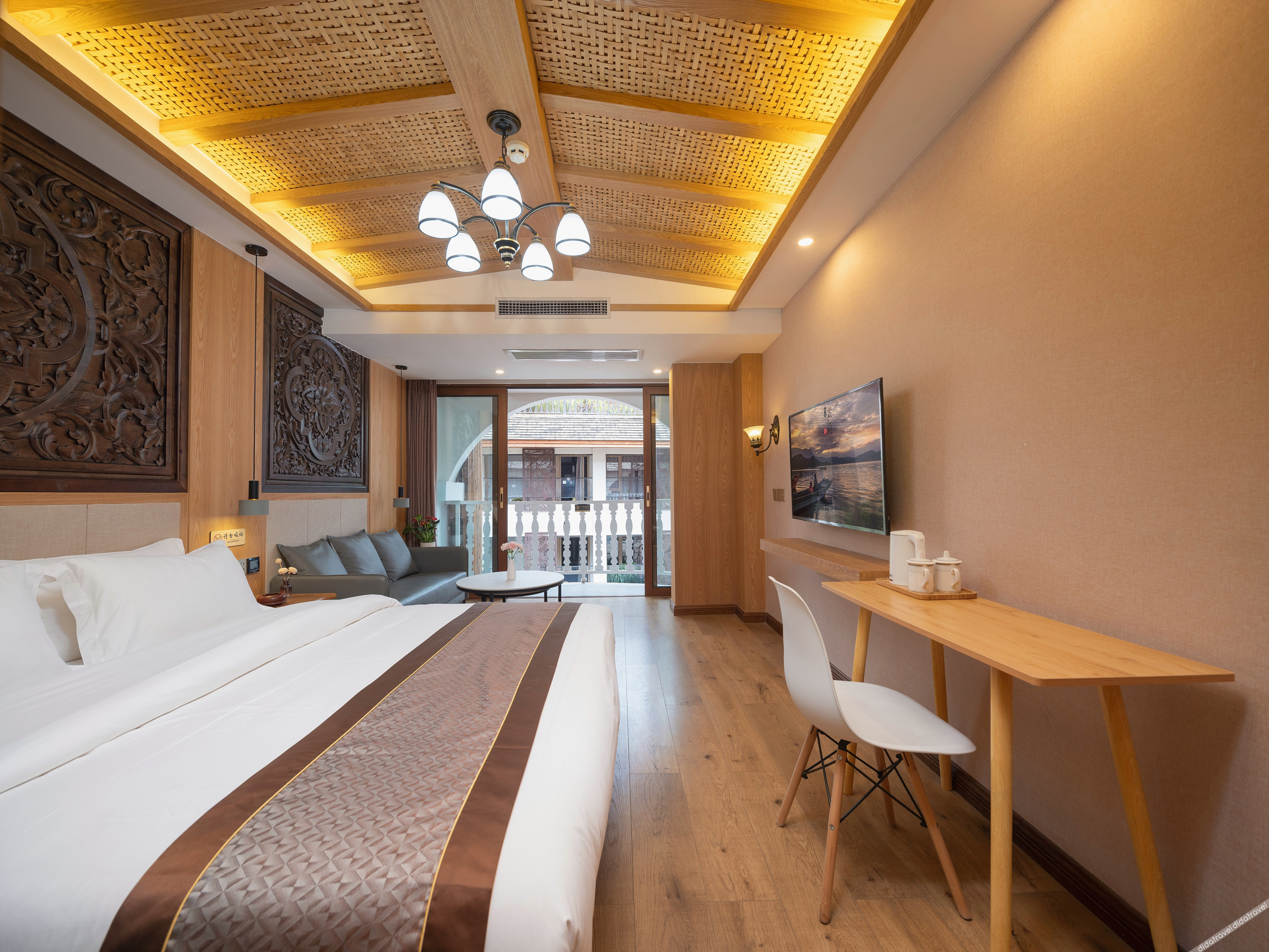 Xishuangbanna Flower Full court inn 3*