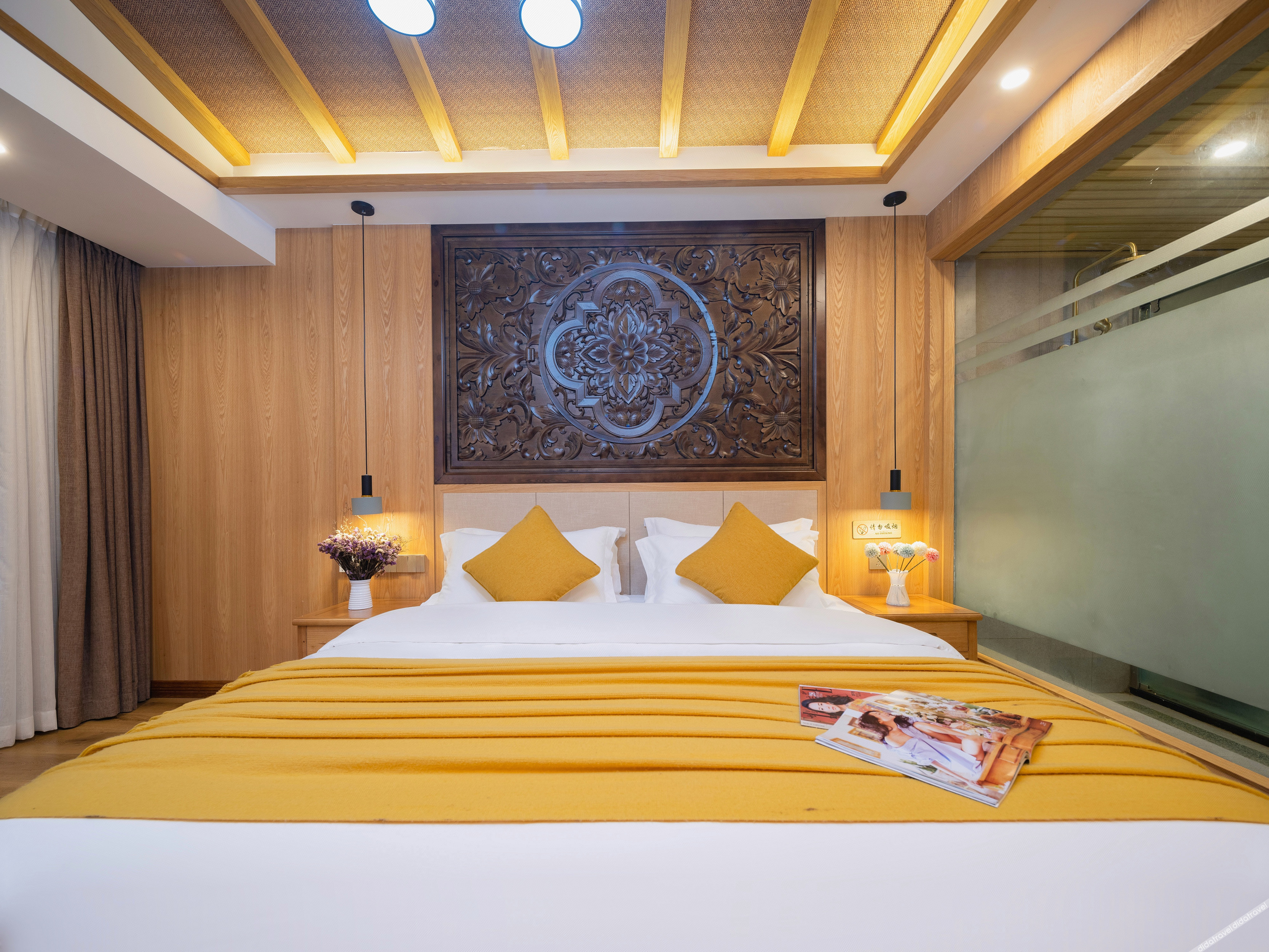 Xishuangbanna Flower Full court inn 3*