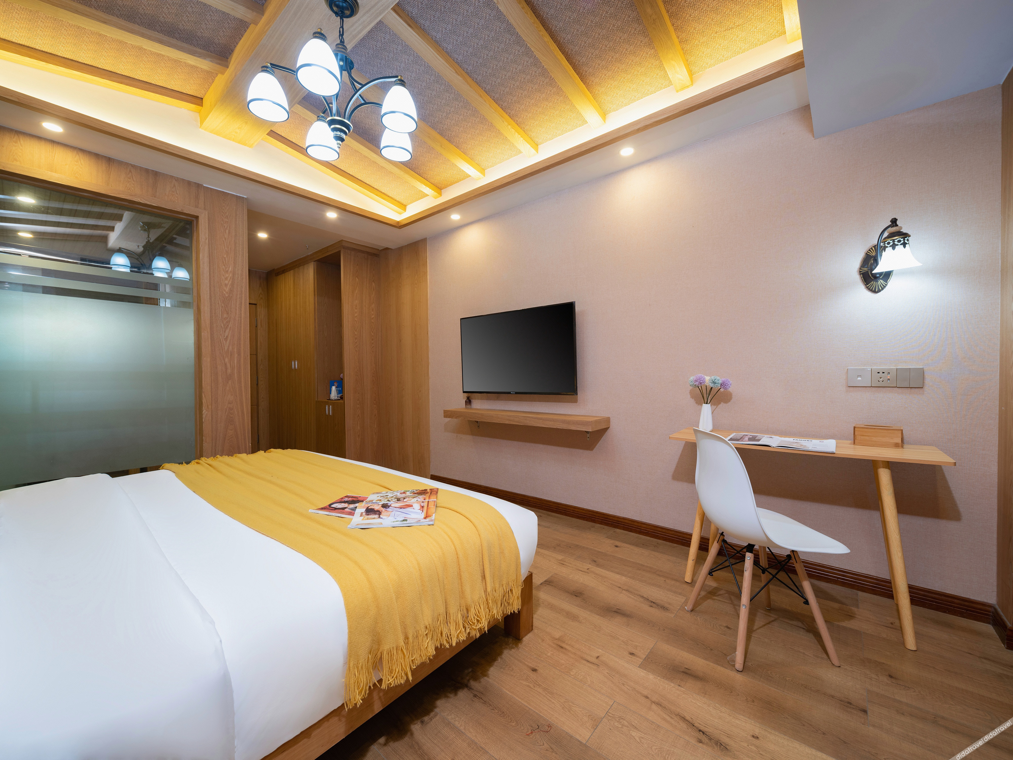 Xishuangbanna Flower Full court inn 3*
