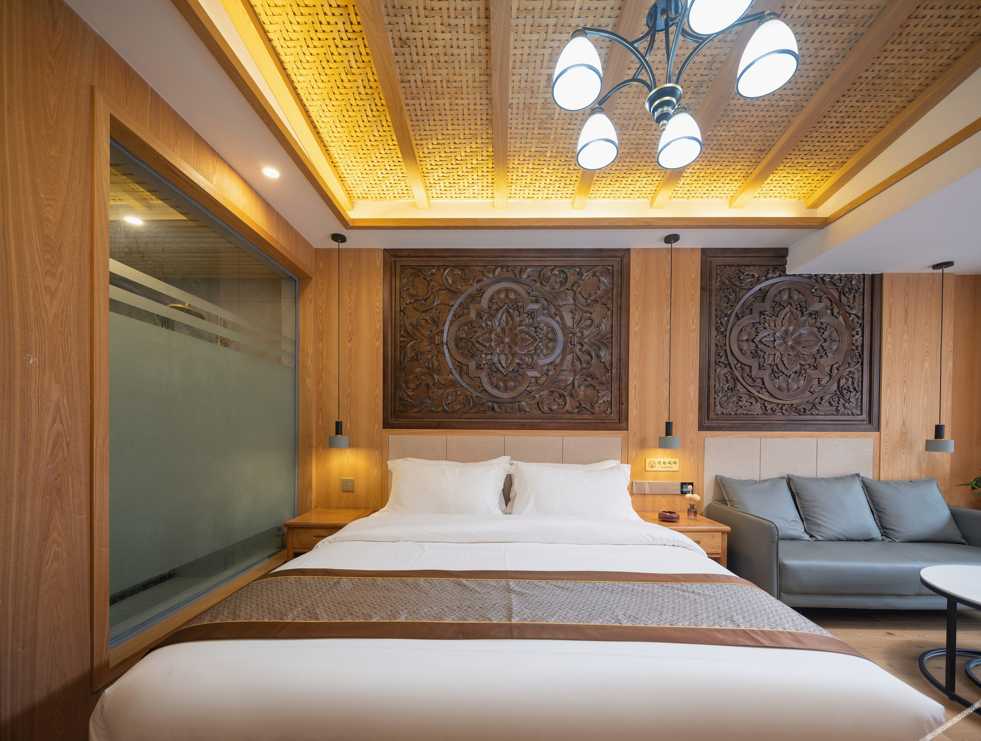 Xishuangbanna Flower Full court inn 3*