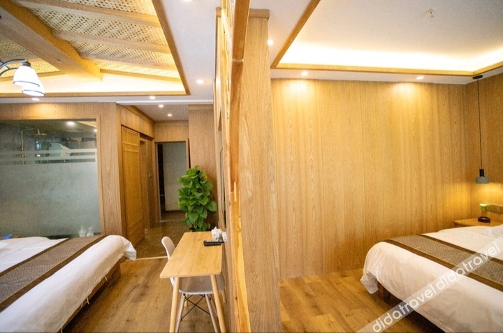 Xishuangbanna Flower Full court inn 3*