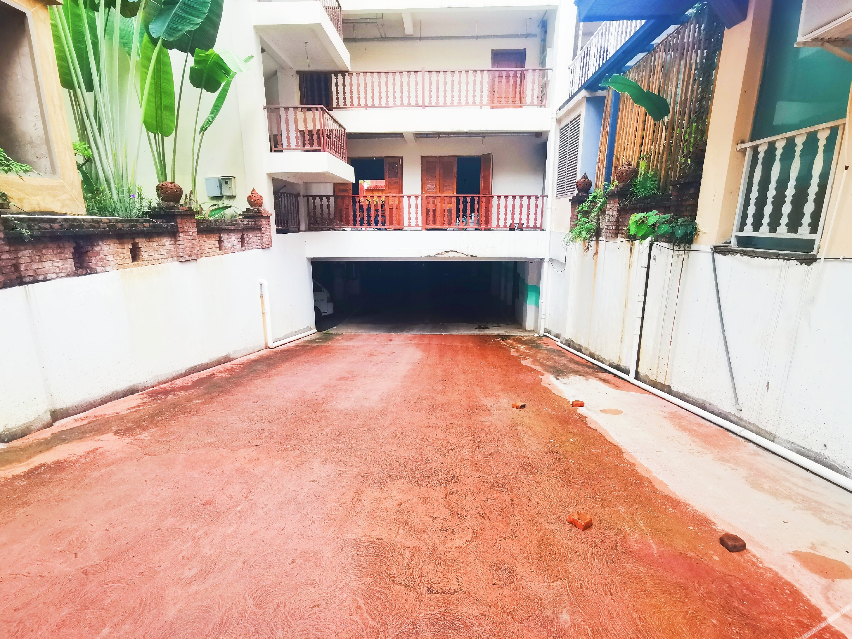 Xishuangbanna Flower Full court inn 3*