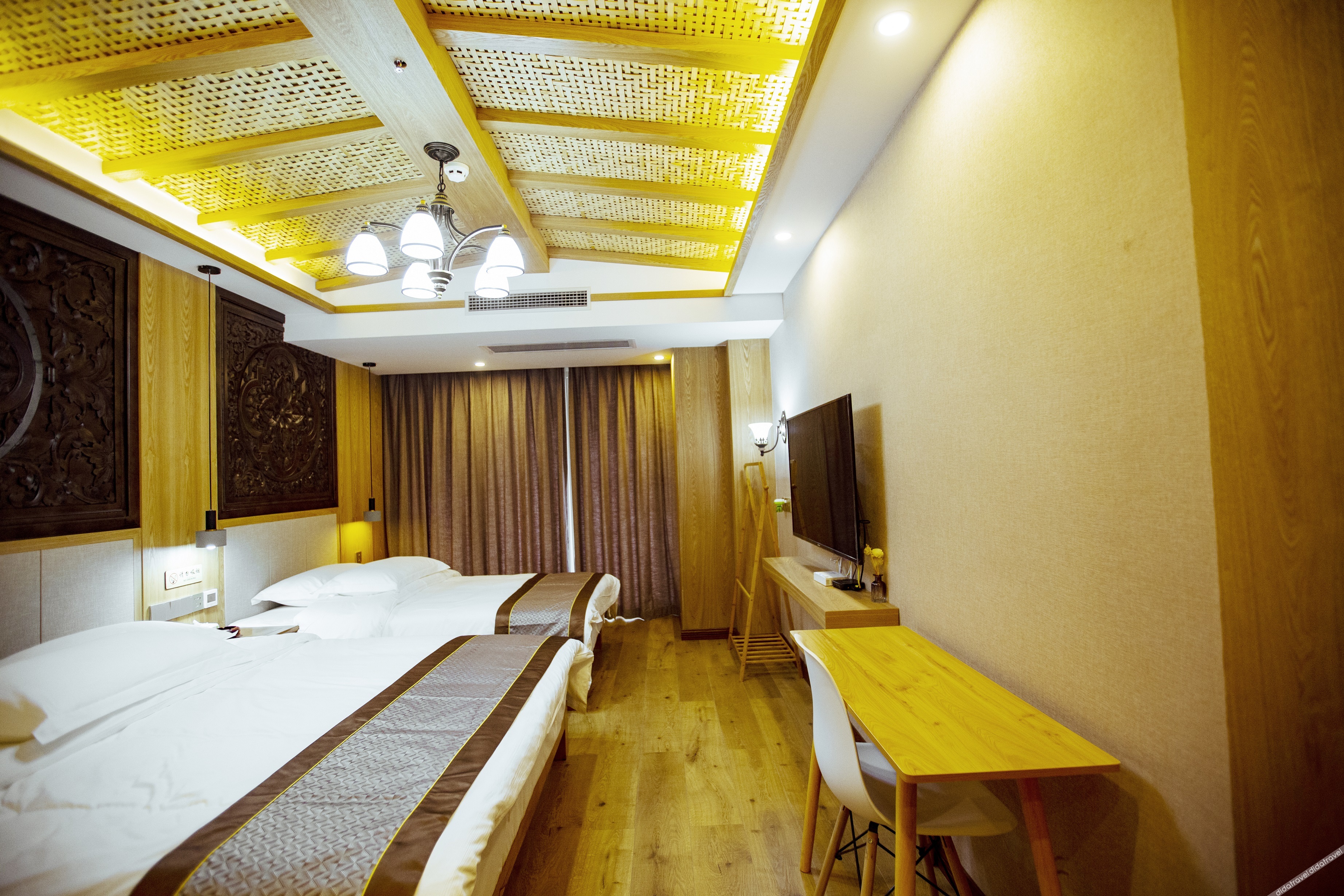 Xishuangbanna Flower Full court inn 3*